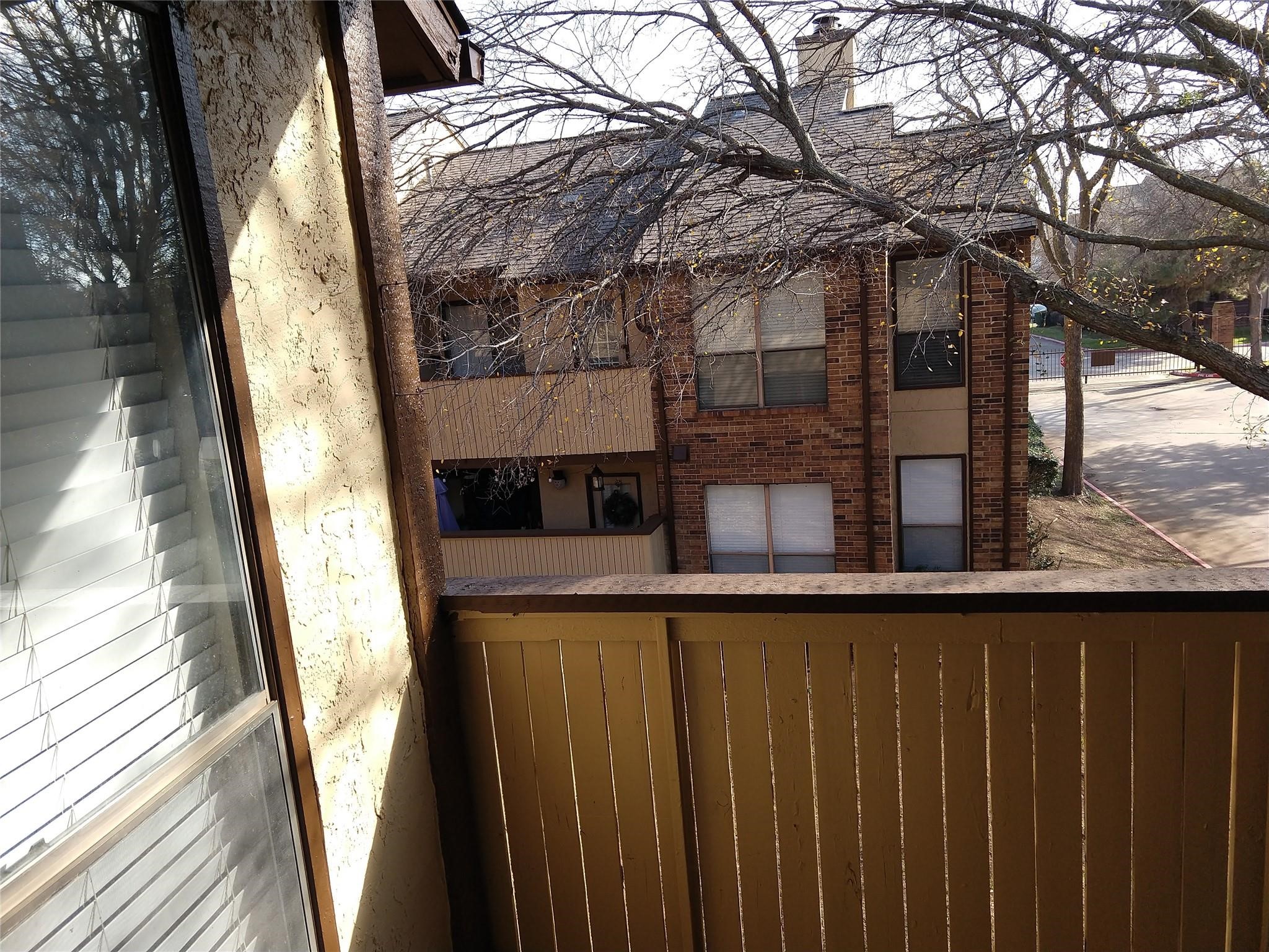 2101 Rainbow Drive Arlington TX 76011
