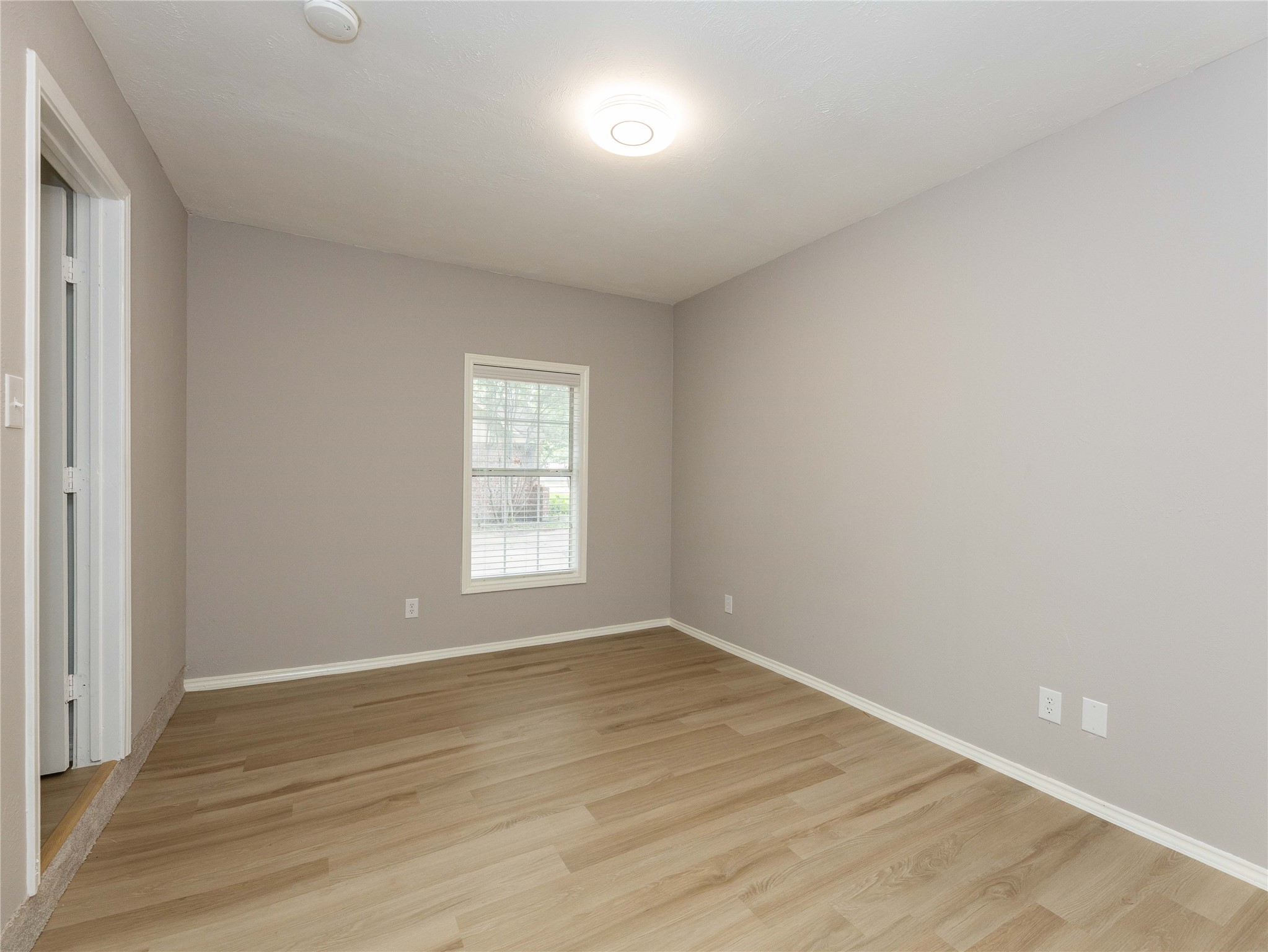 1505 Mcdonald Drive Garland TX 75041