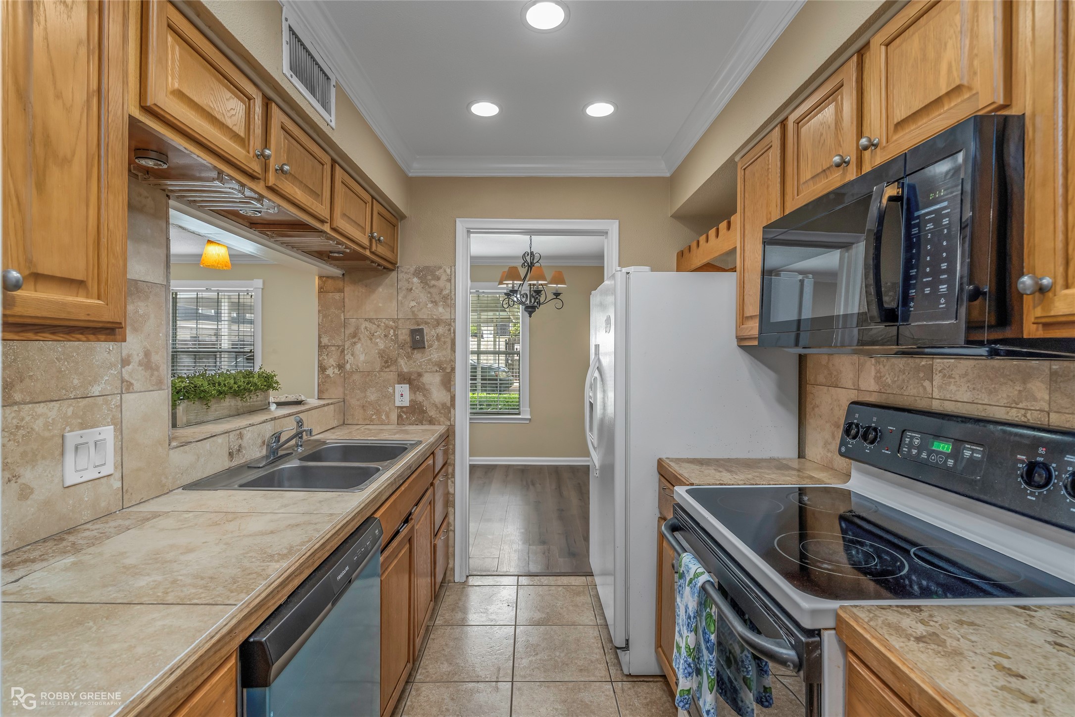 3730 Fairfield Avenue Shreveport LA 71104