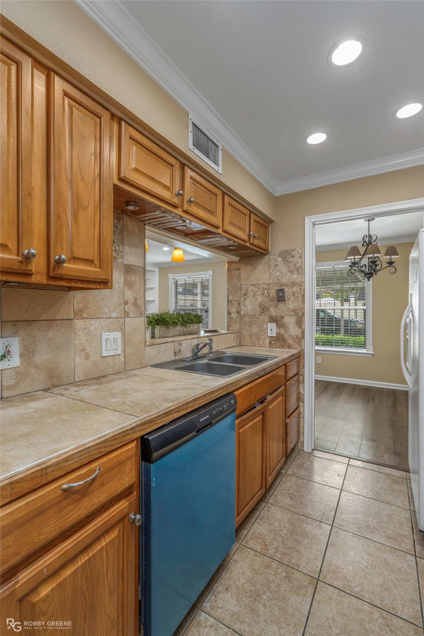 3730 Fairfield Avenue Shreveport LA 71104