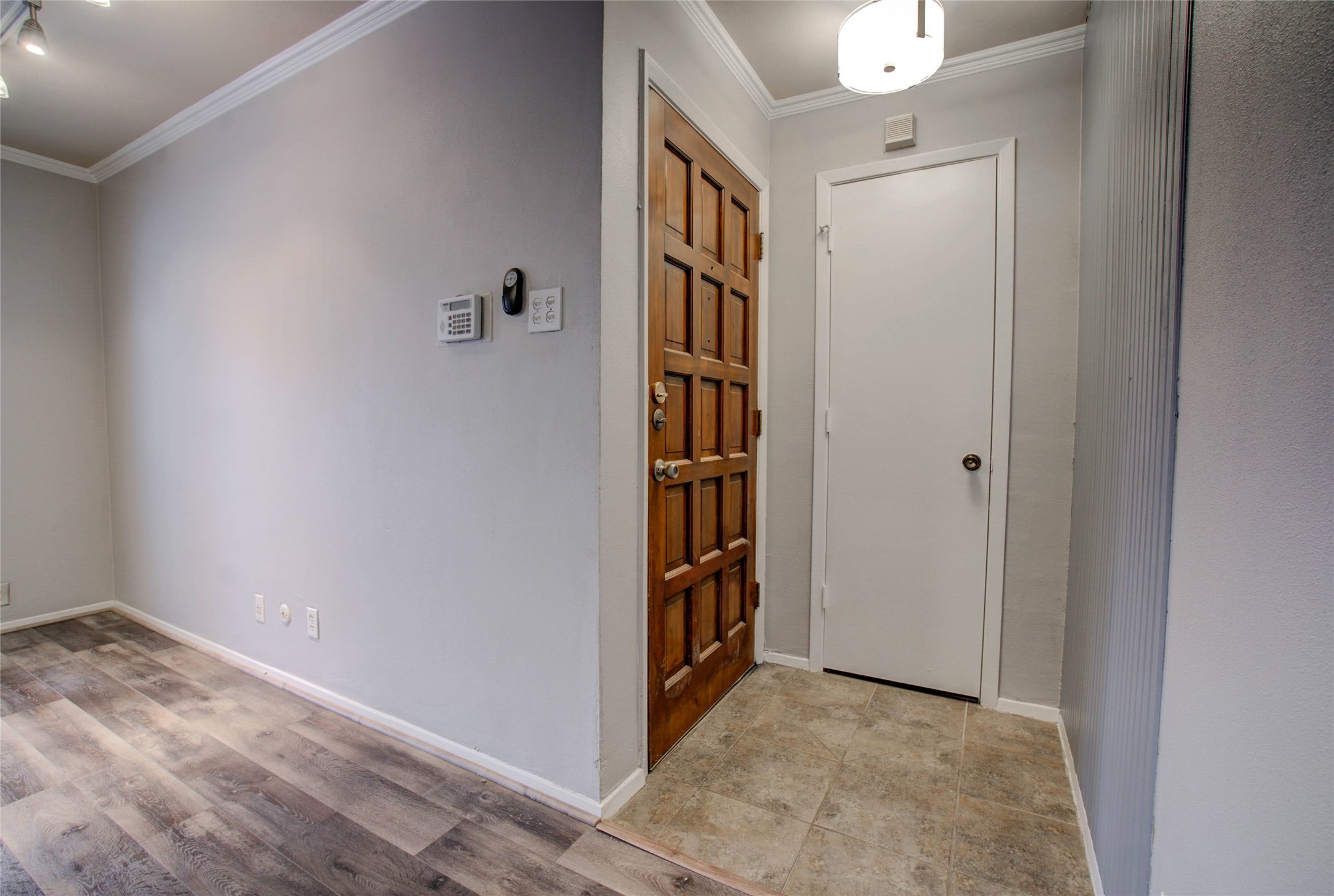 5200 Martel Avenue Dallas TX 75206