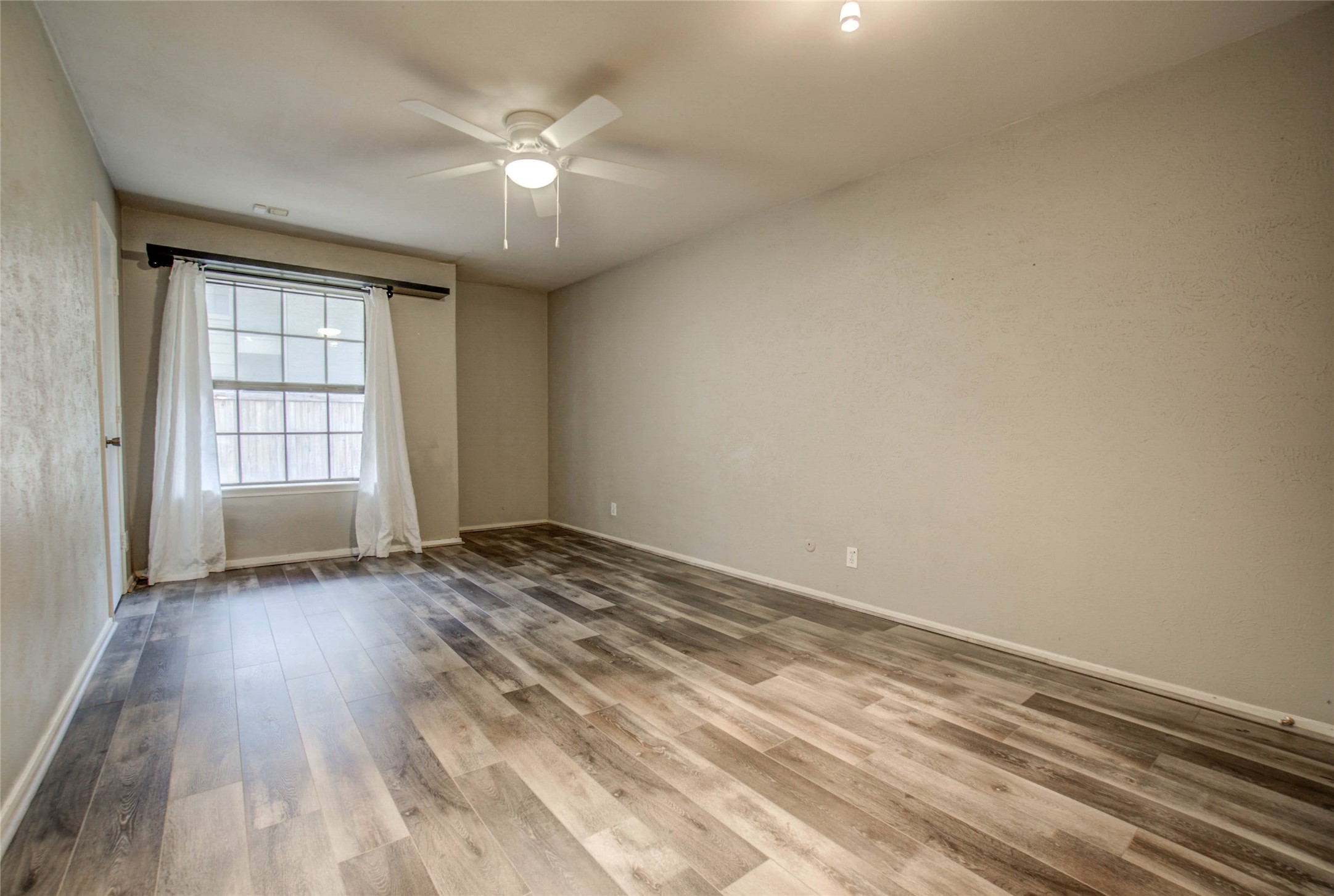 5200 Martel Avenue Dallas TX 75206