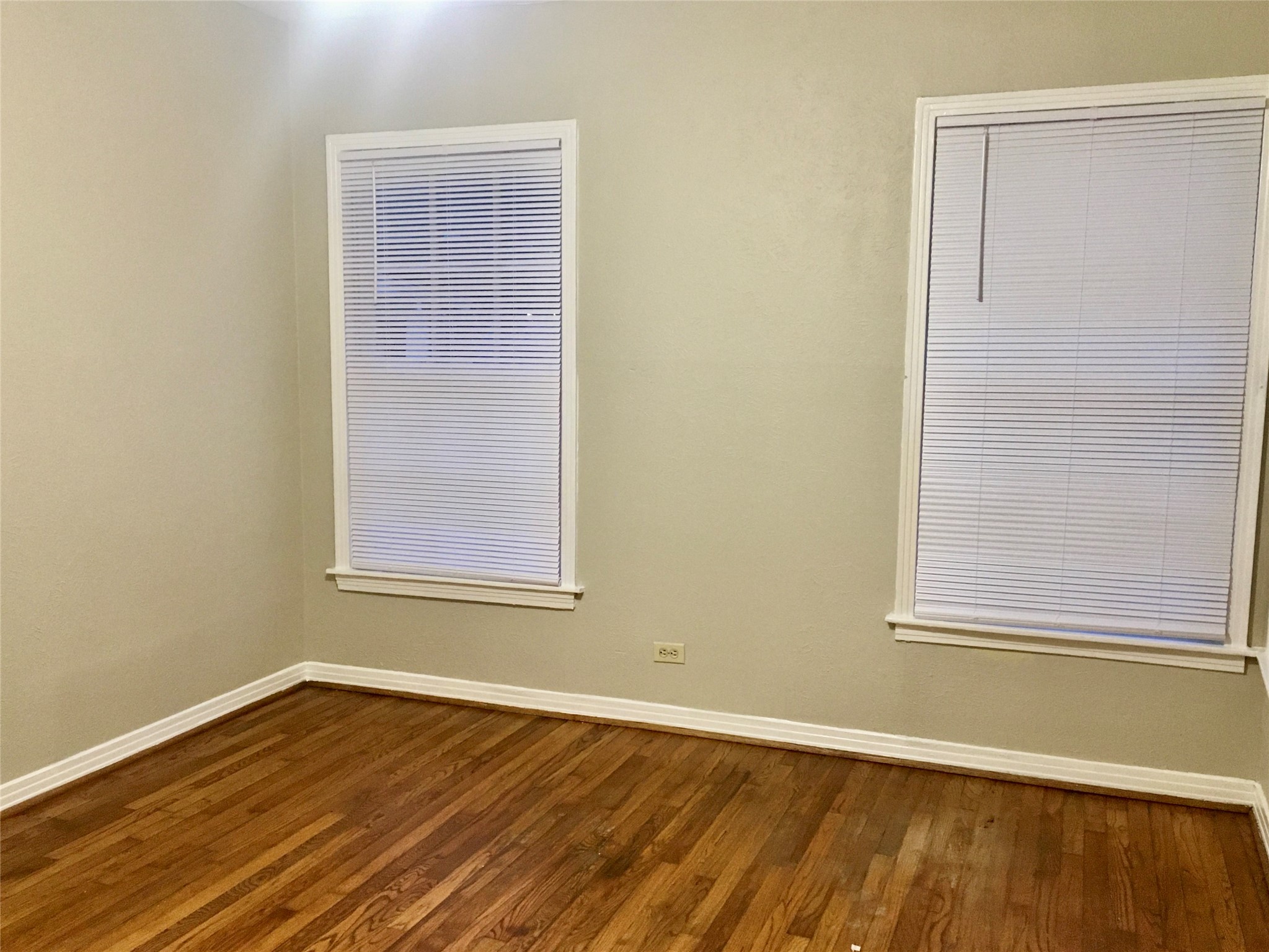 5104 N Hall Street Dallas TX 75235