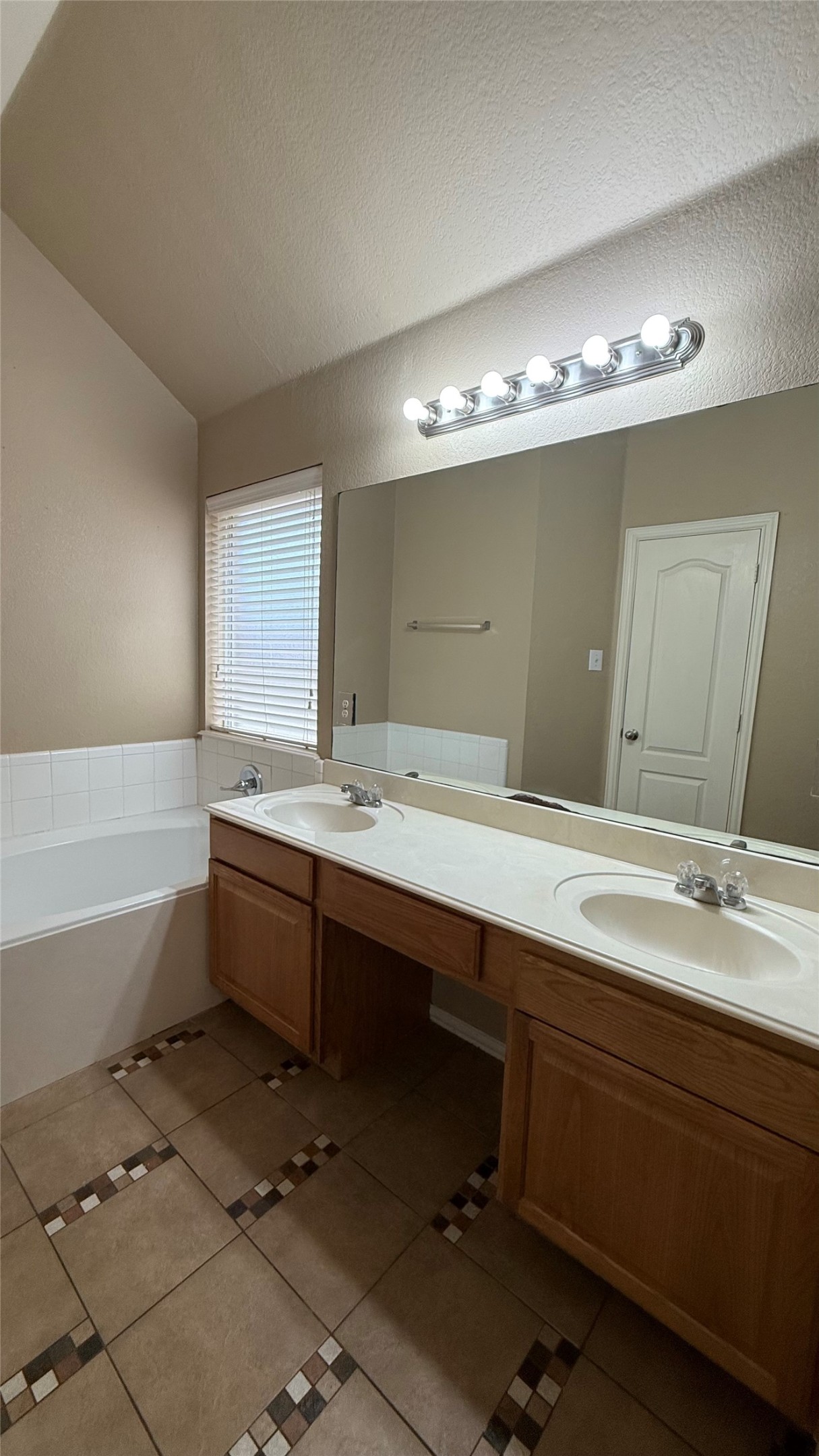 929 Mesa Vista Drive Crowley TX 76036