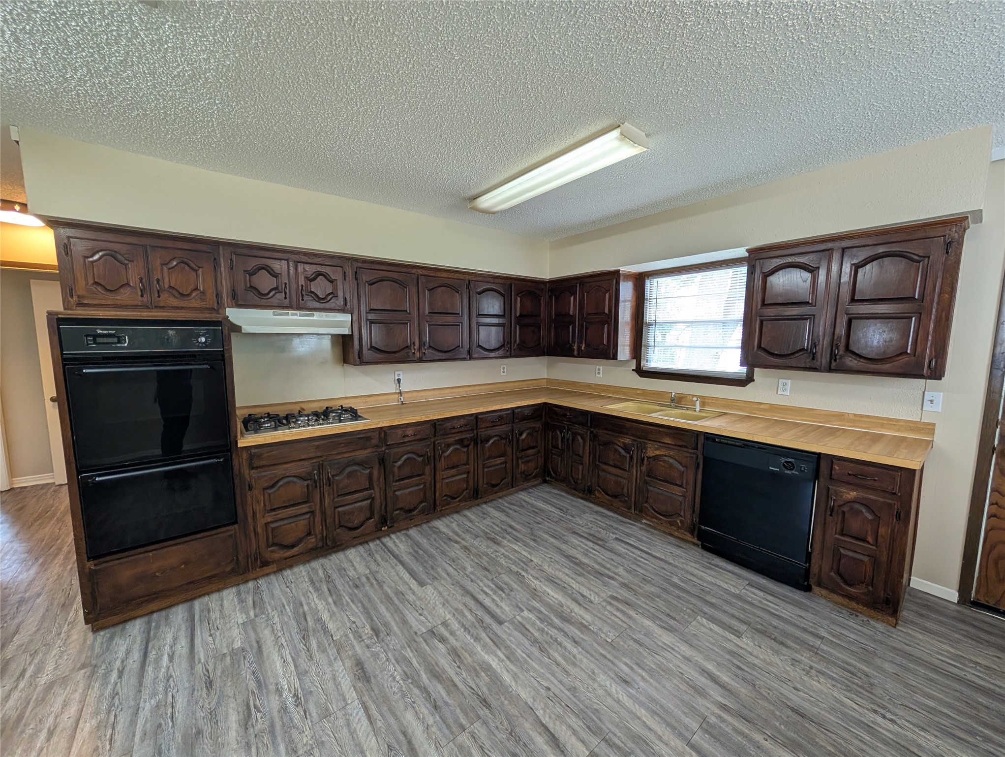 1605 Maple Drive Garland TX 75042