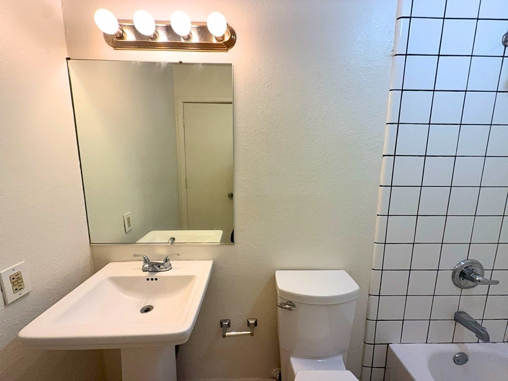 807 W Walnut Street W Celina TX 75009