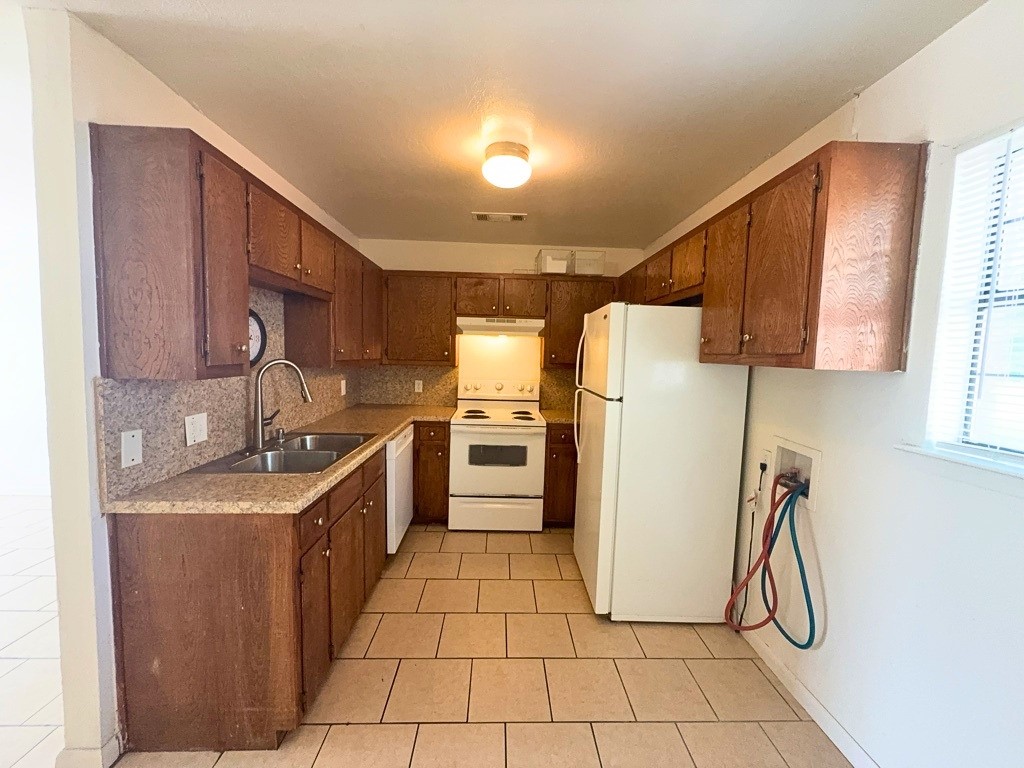 807 W Walnut Street W Celina TX 75009