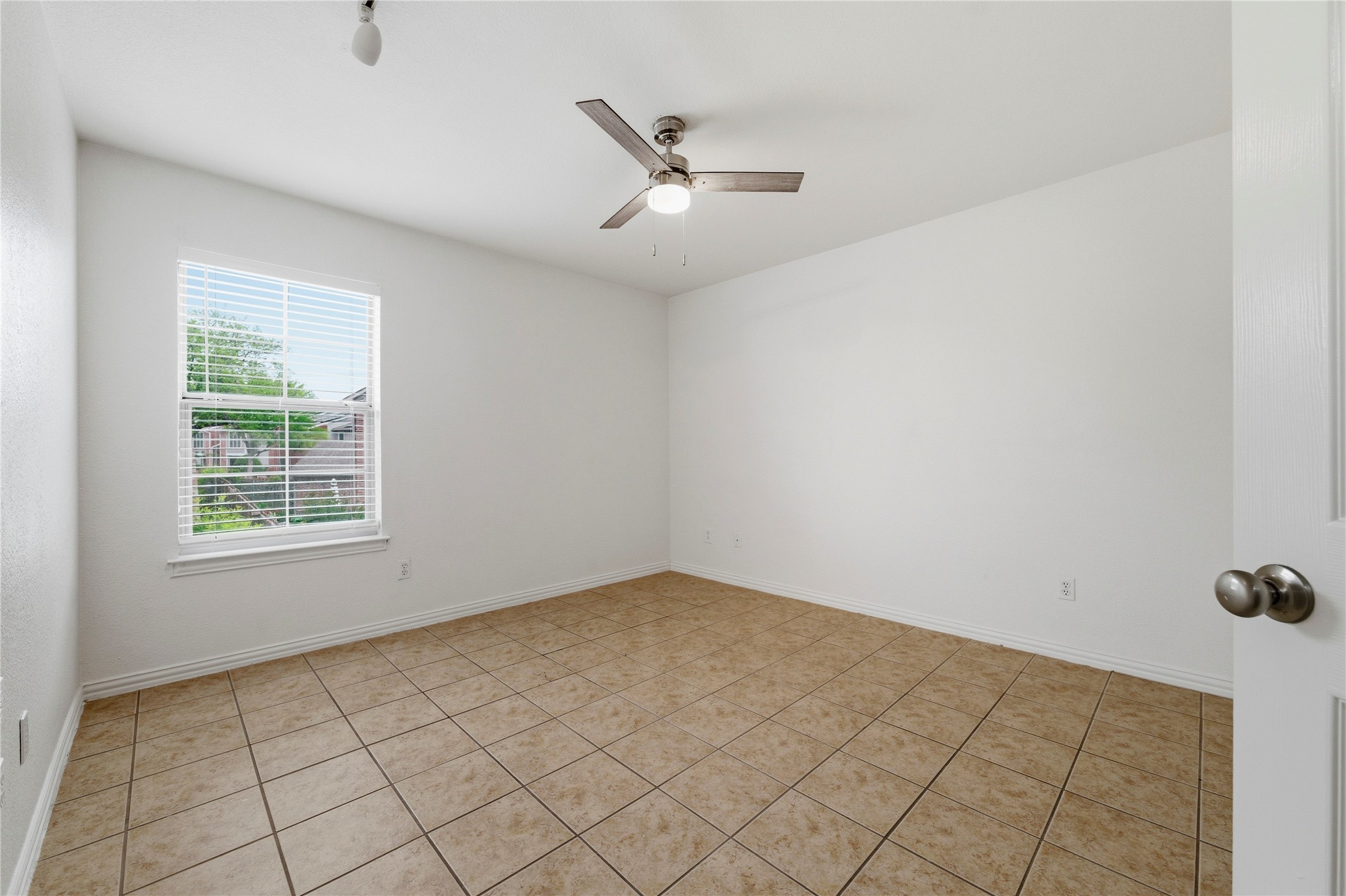 4263 Towne Lake Court Irving TX 75061