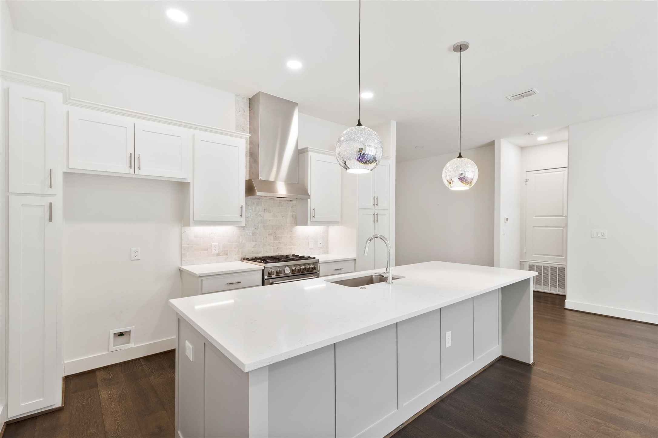 15875 Spectrum Drive Addison TX 75001