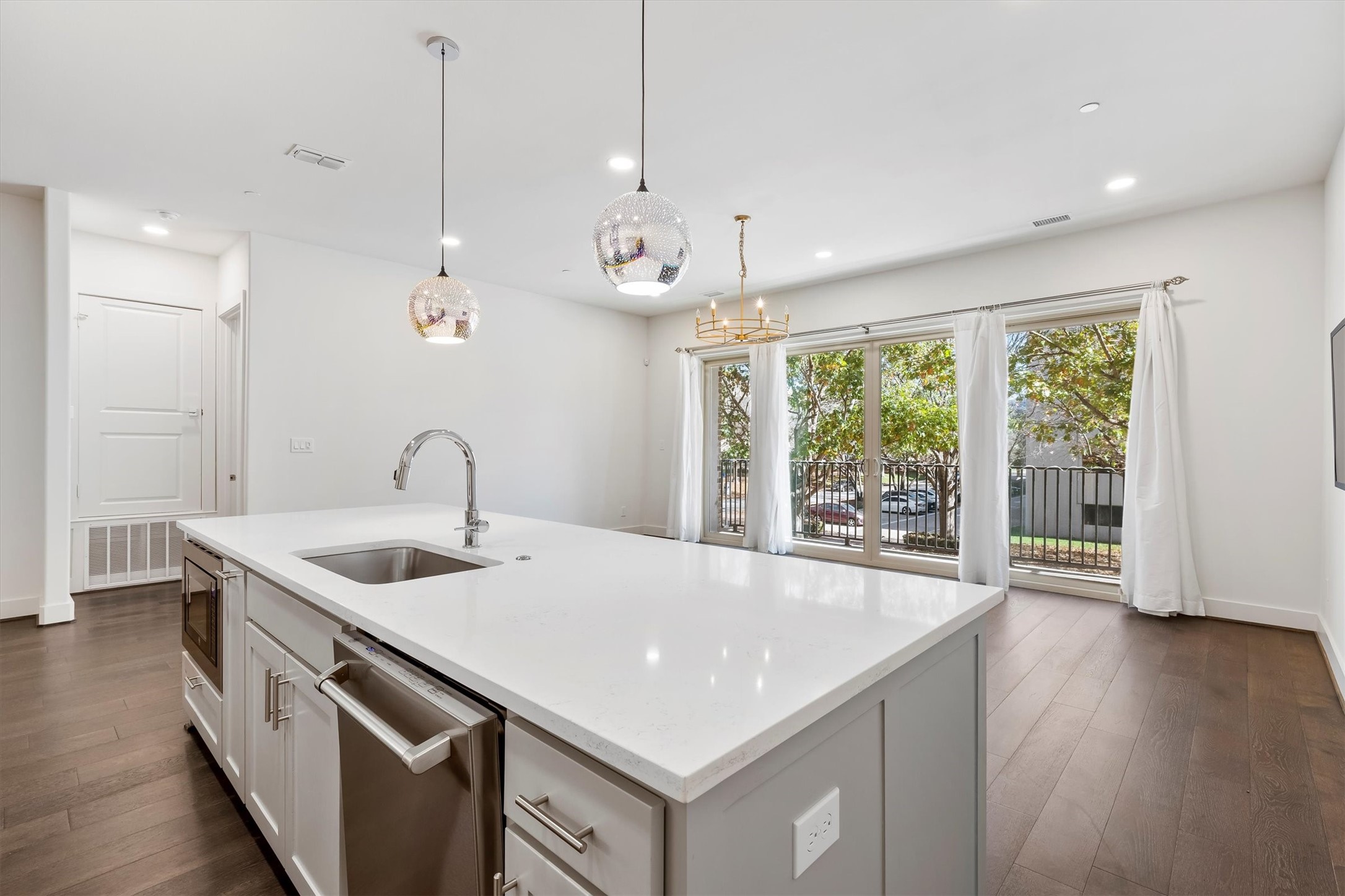 15875 Spectrum Drive Addison TX 75001