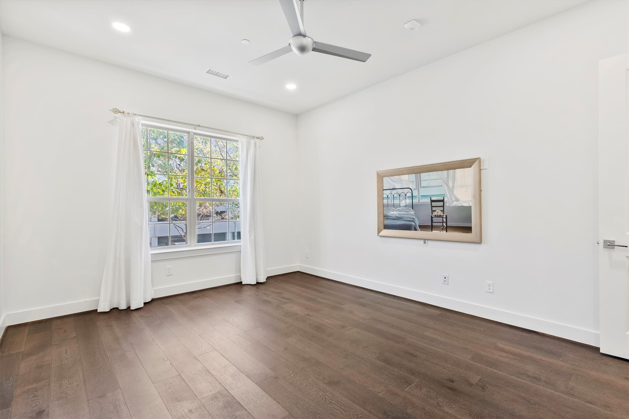 15875 Spectrum Drive Addison TX 75001