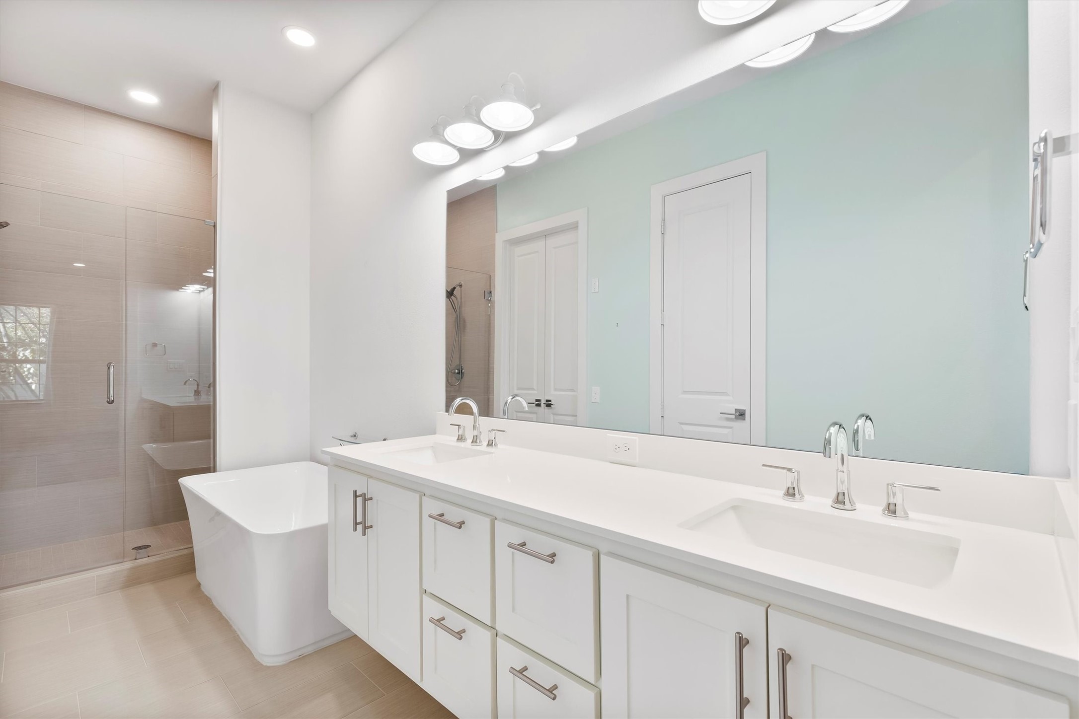 15875 Spectrum Drive Addison TX 75001