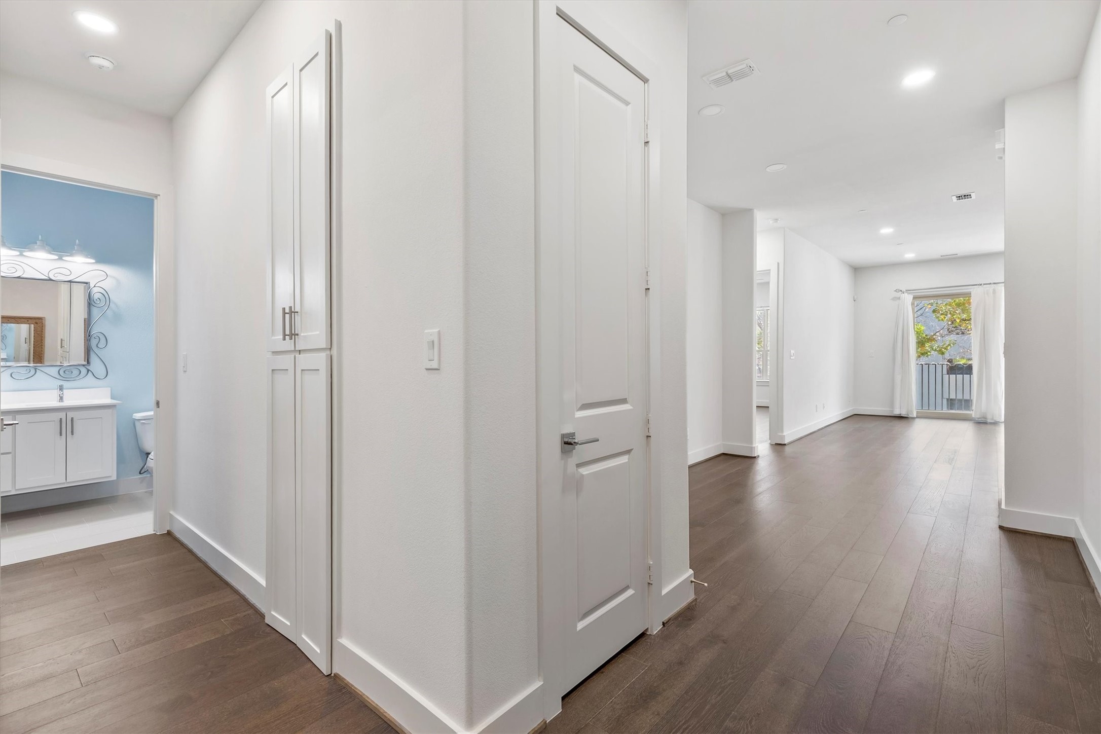 15875 Spectrum Drive Addison TX 75001