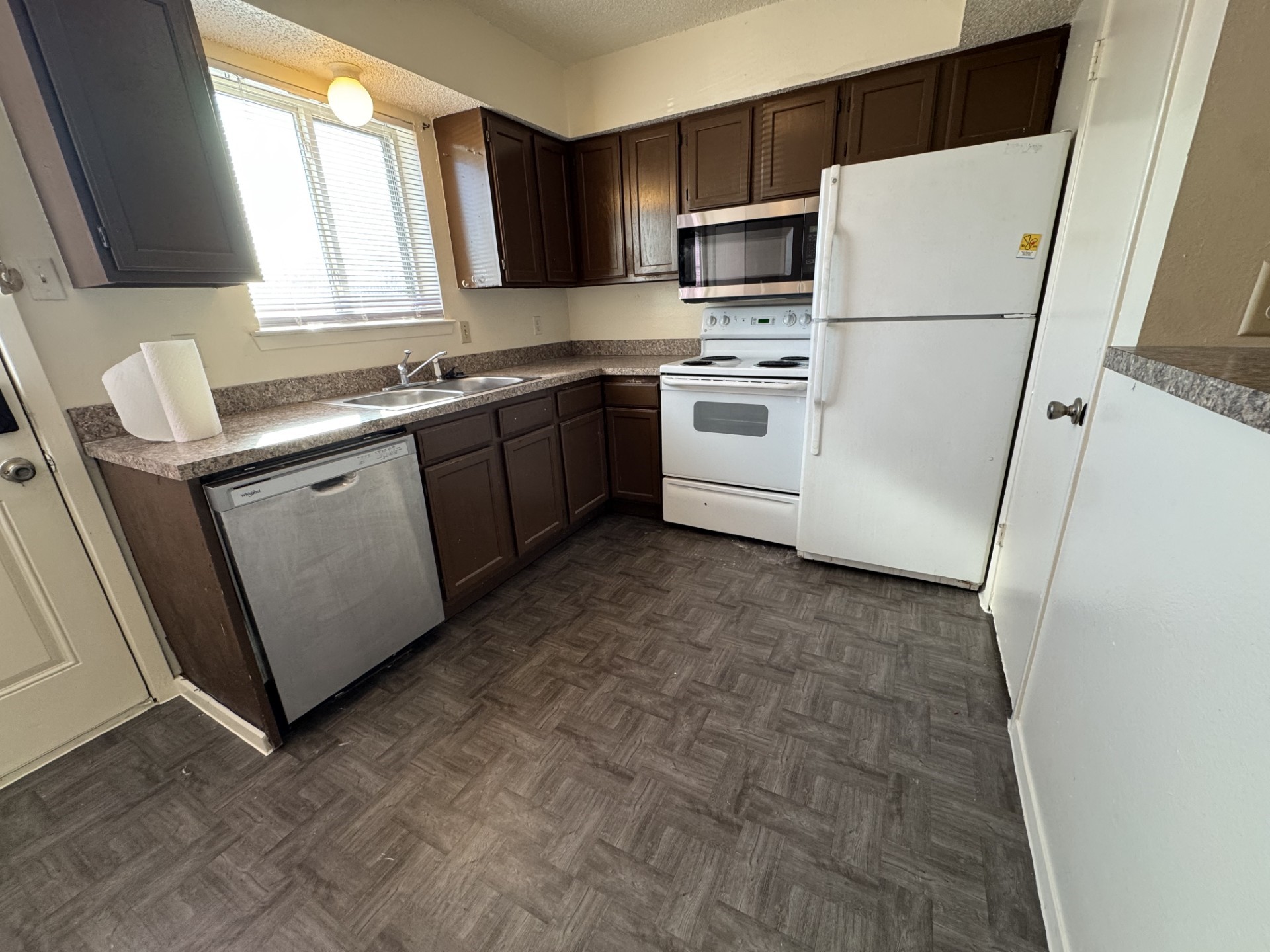 2802 Wimbledon Court Garland TX 75041