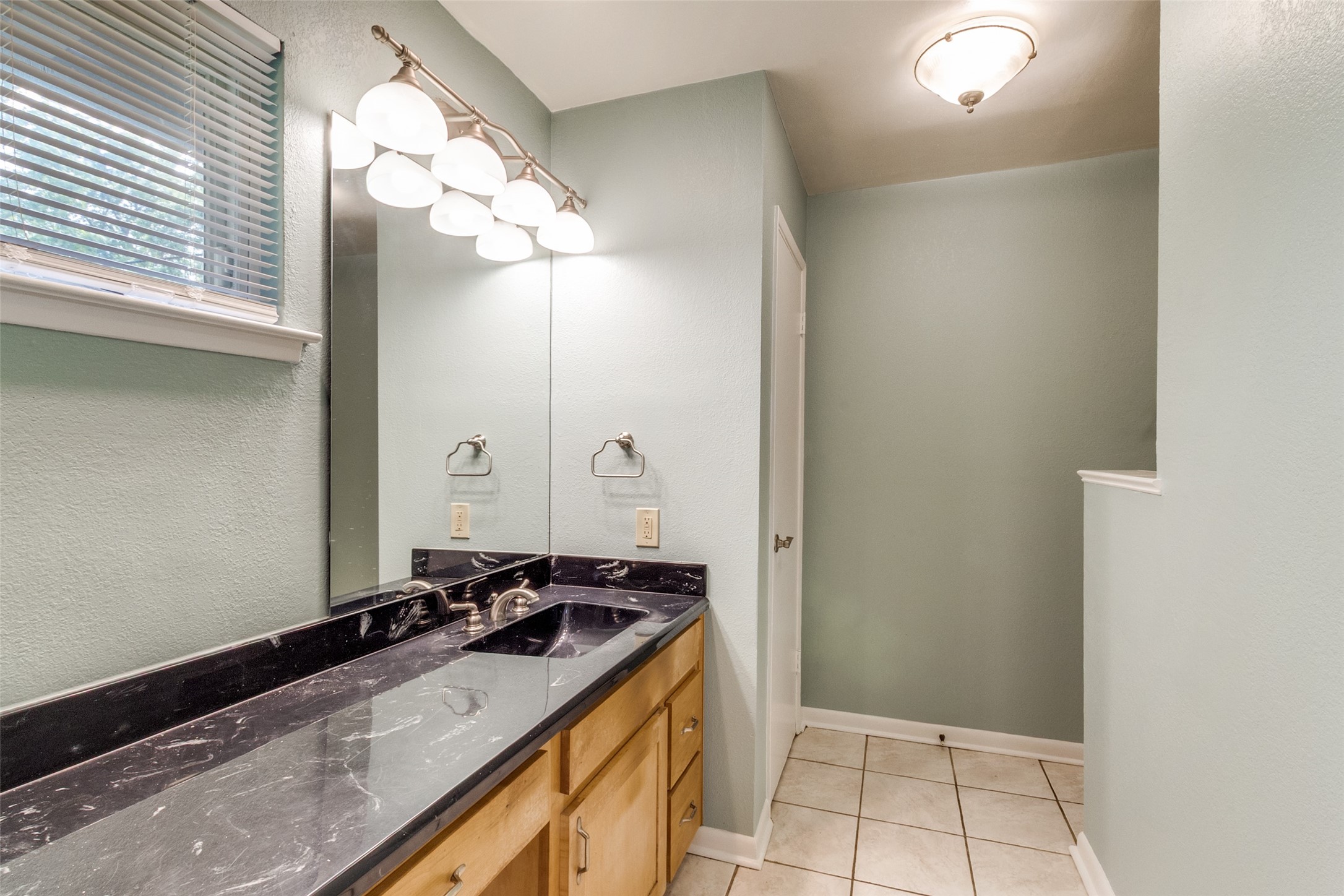 11353 Coral Hills Drive Dallas TX 75229
