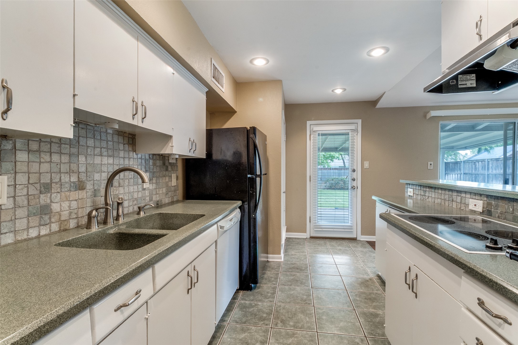 11353 Coral Hills Drive Dallas TX 75229
