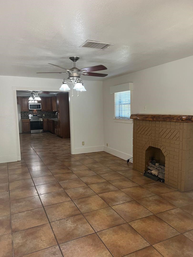 1209 Bawcom Sweetwater TX 79556