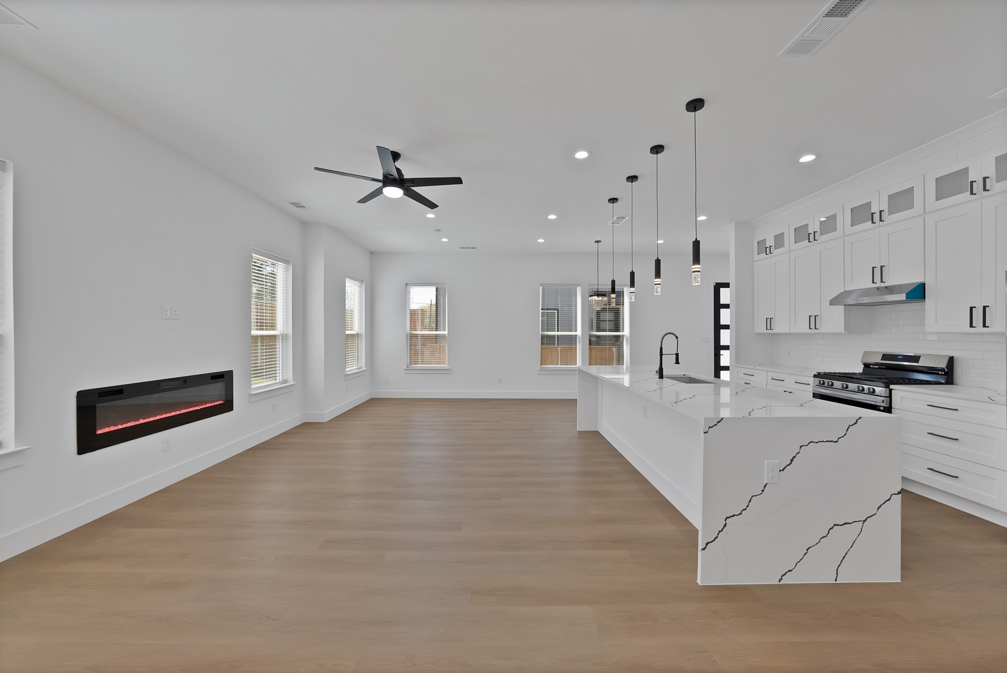 302 E 7th Street Dallas TX 75203