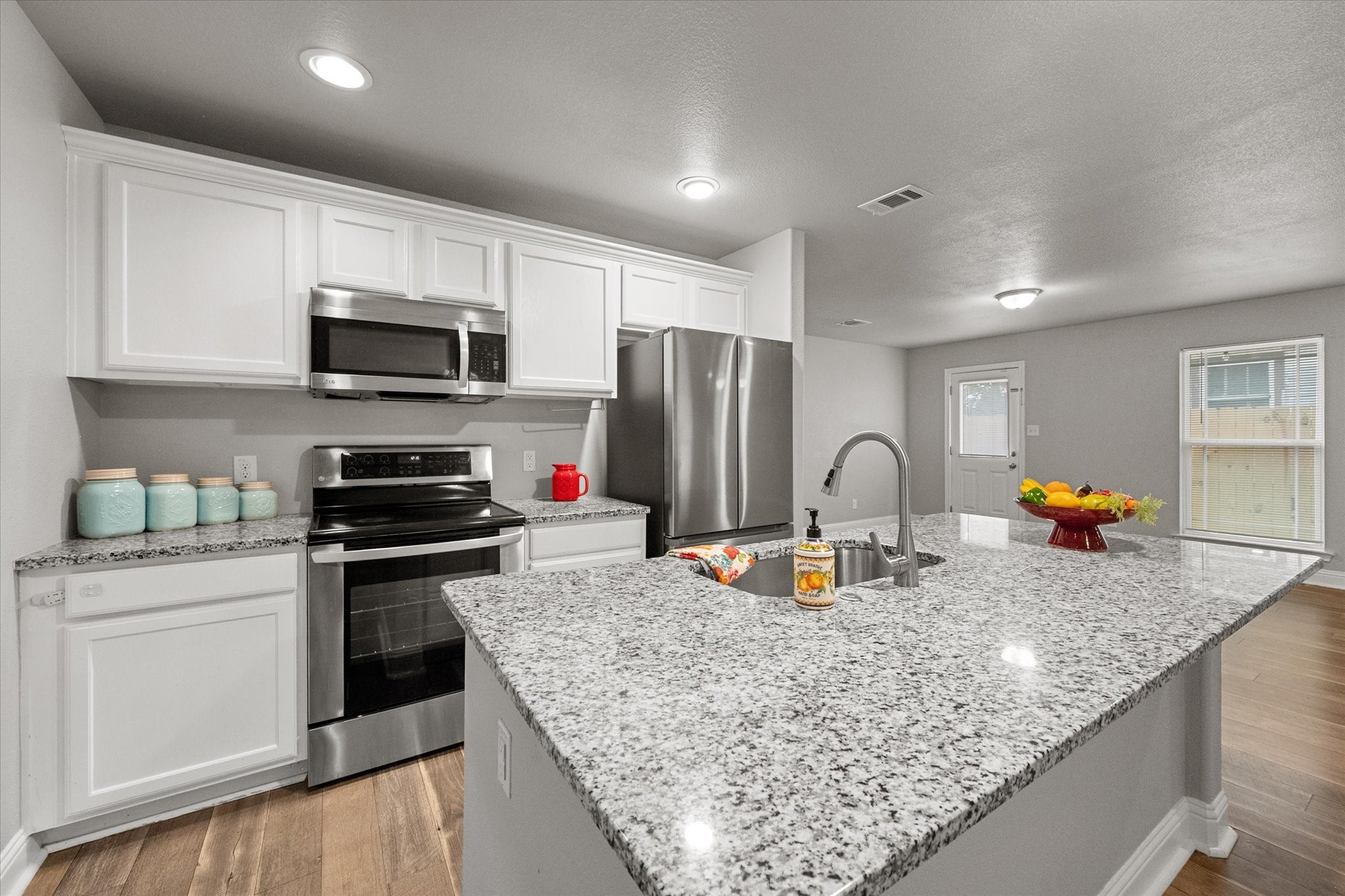 438 Sabine Avenue Cleburne TX 76031