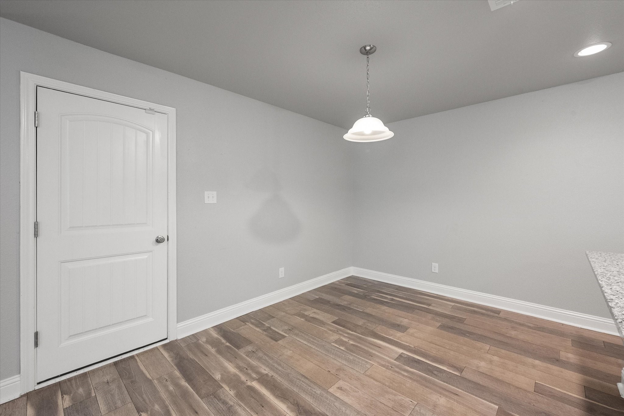 438 Sabine Avenue Cleburne TX 76031