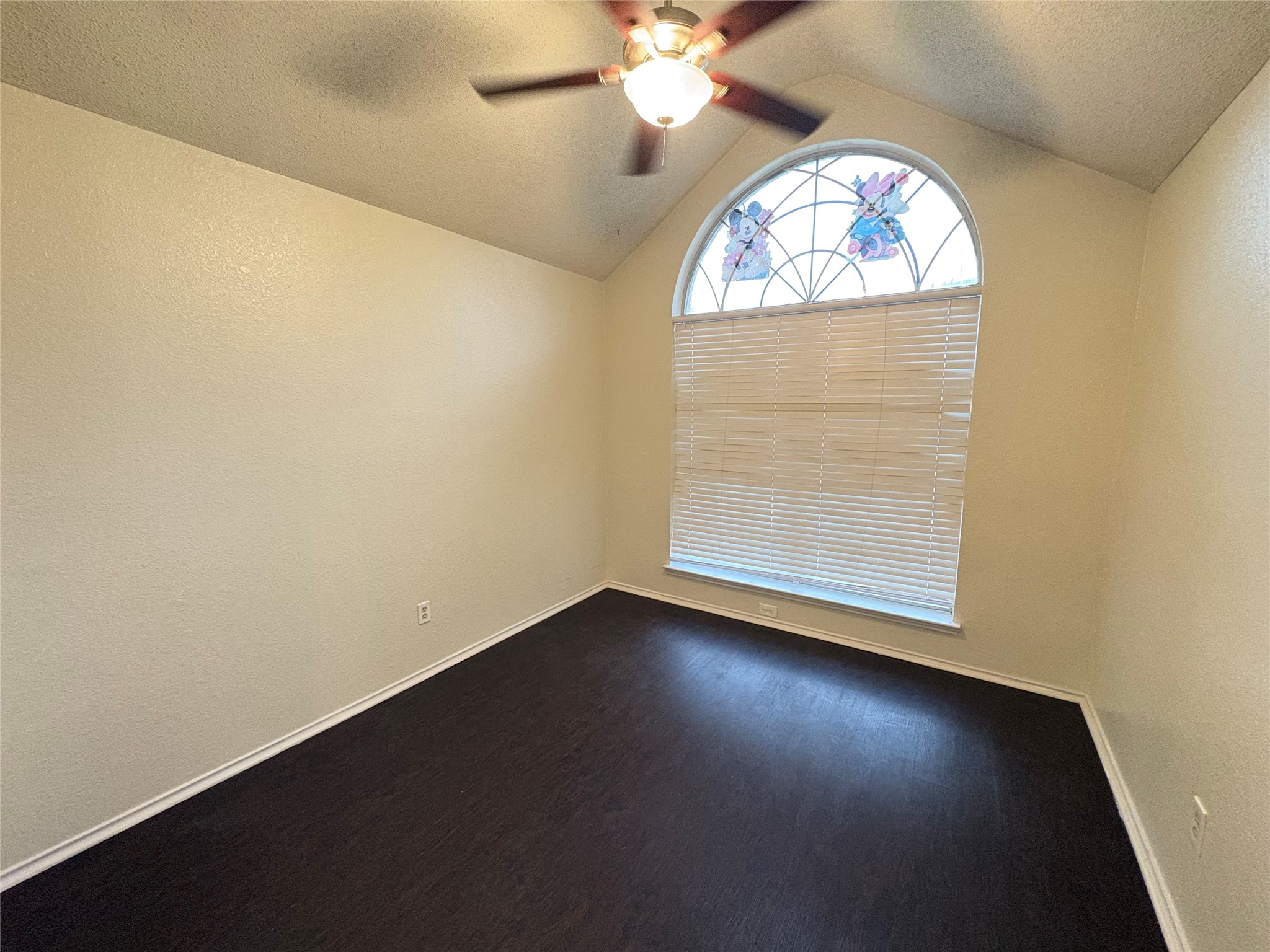 928 Winchester Lane Mesquite TX 75181