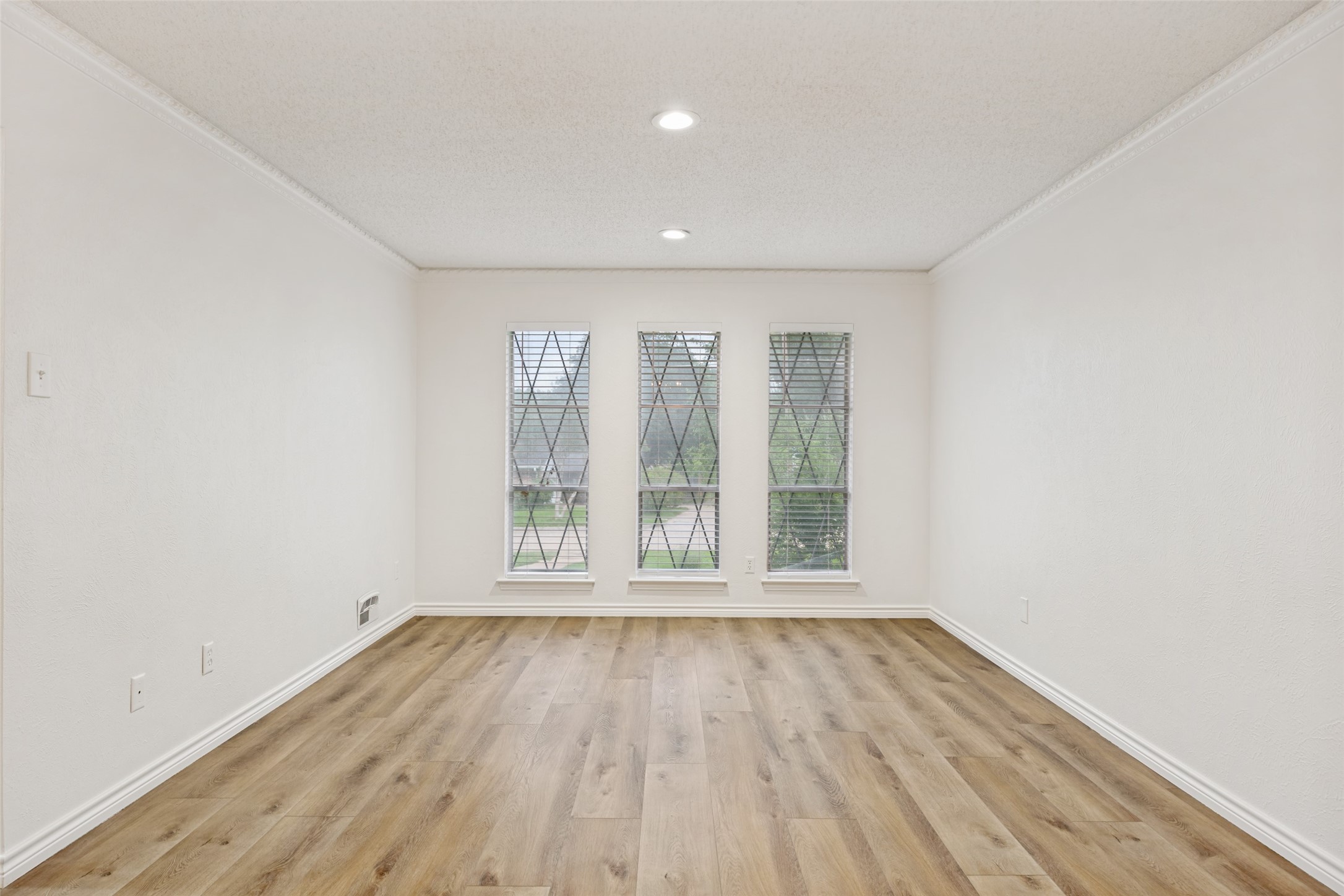 2603 Forest Grove Drive Richardson TX 75080