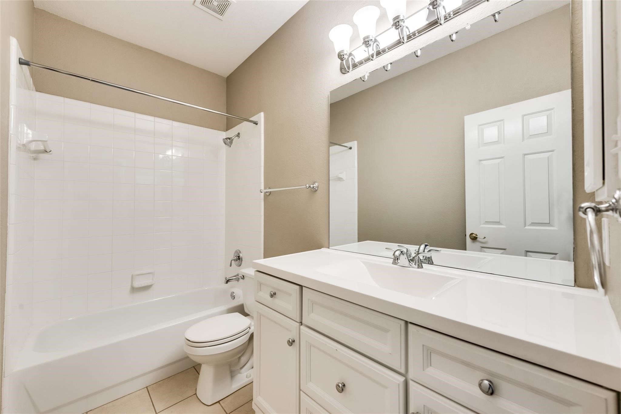 3635 Eden Drive Dallas TX 75287