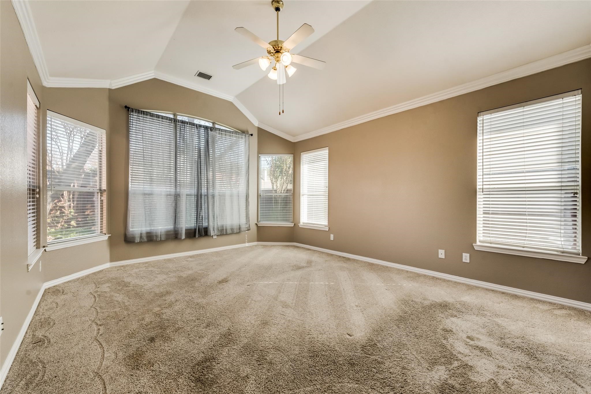 3635 Eden Drive Dallas TX 75287