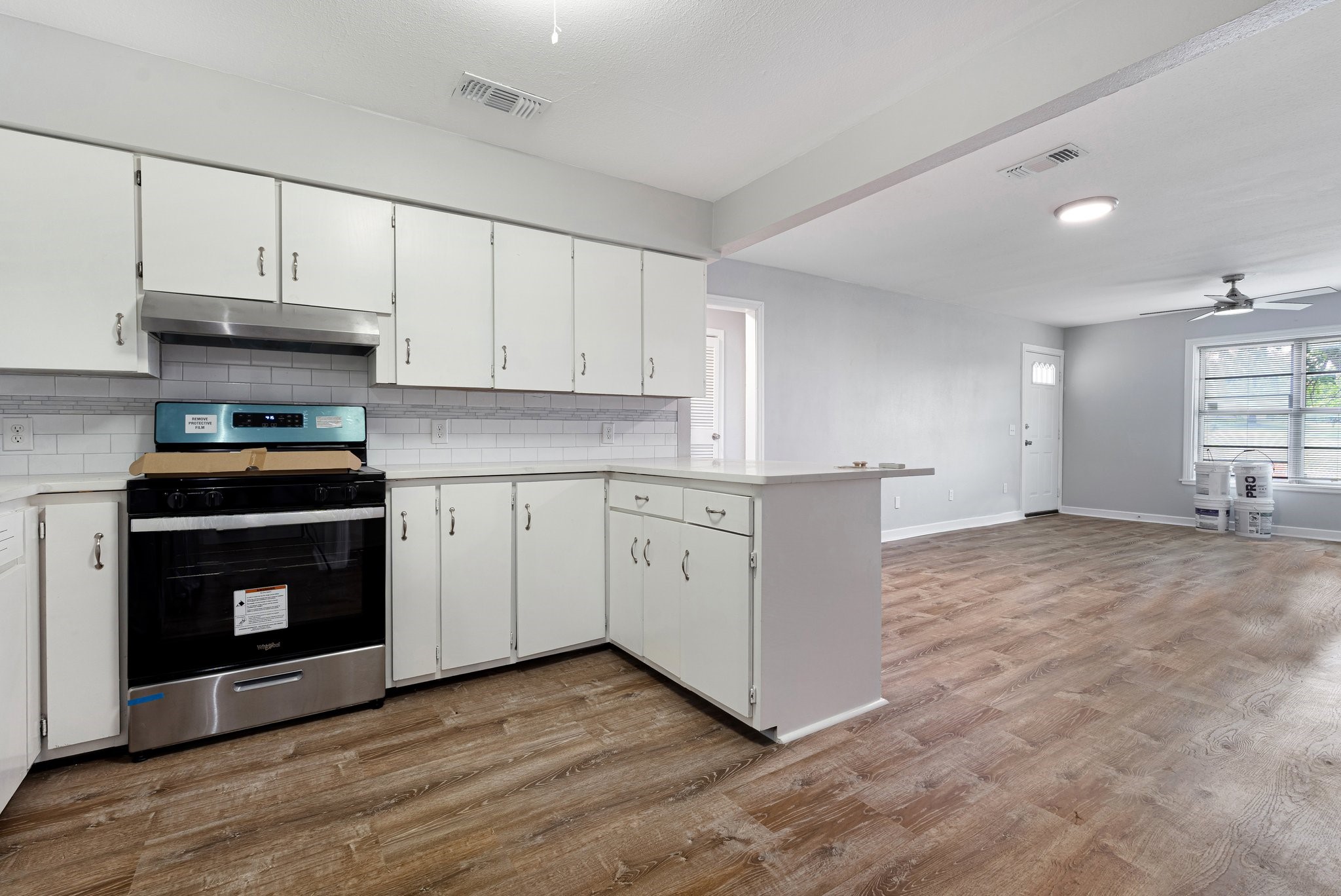 1906 N Main Street Weatherford TX 76085