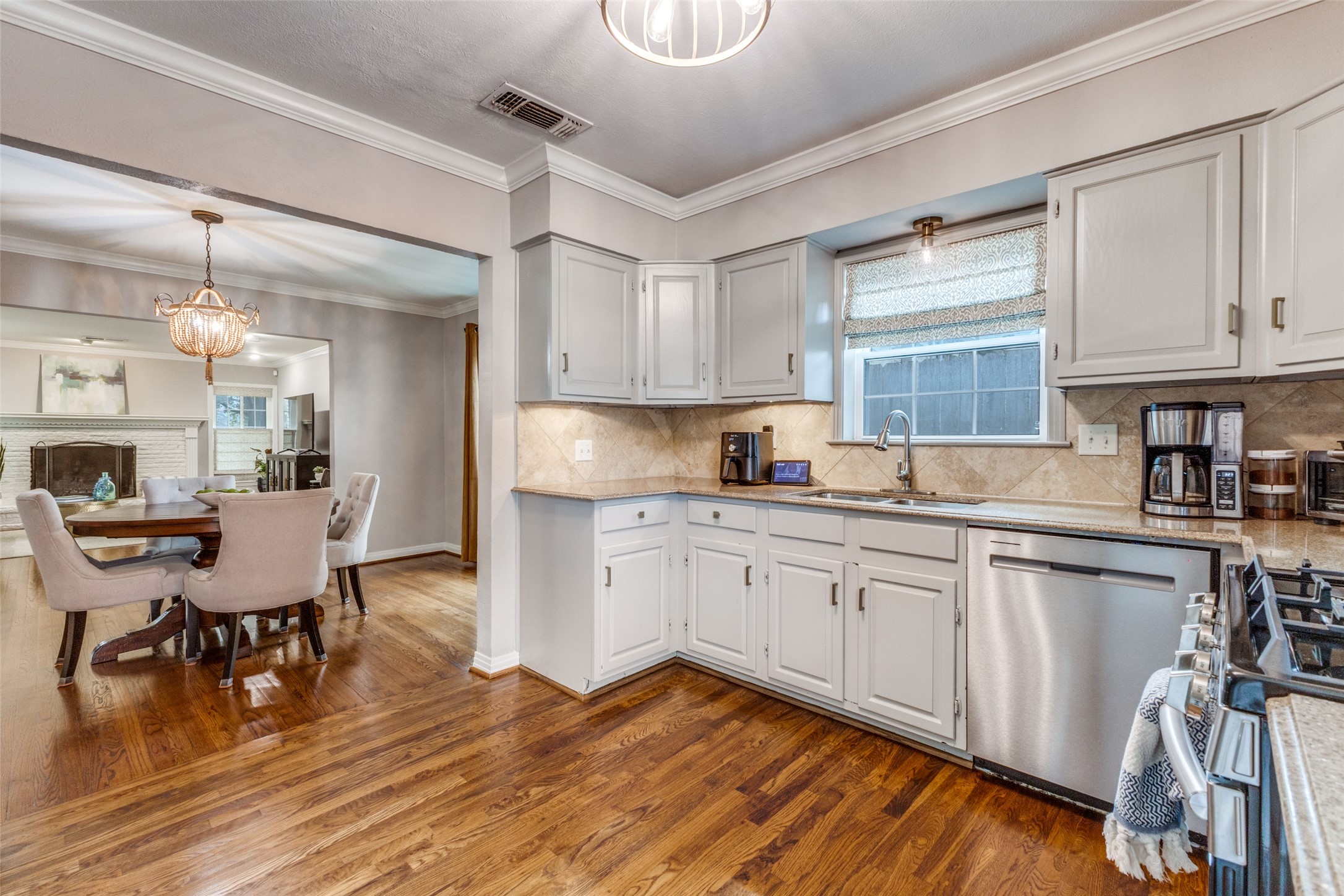 6435 Sondra Drive Dallas TX 75214