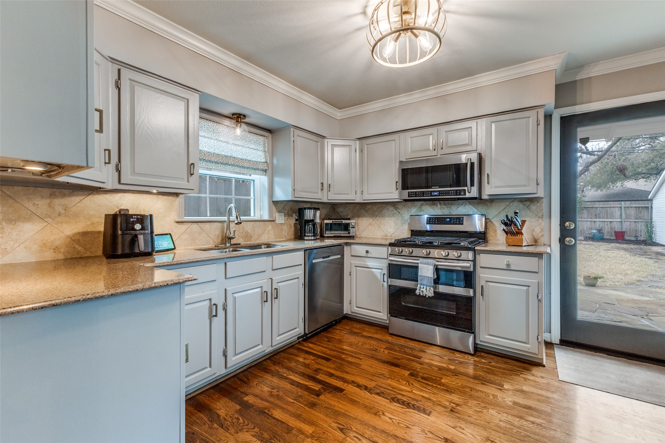 6435 Sondra Drive Dallas TX 75214
