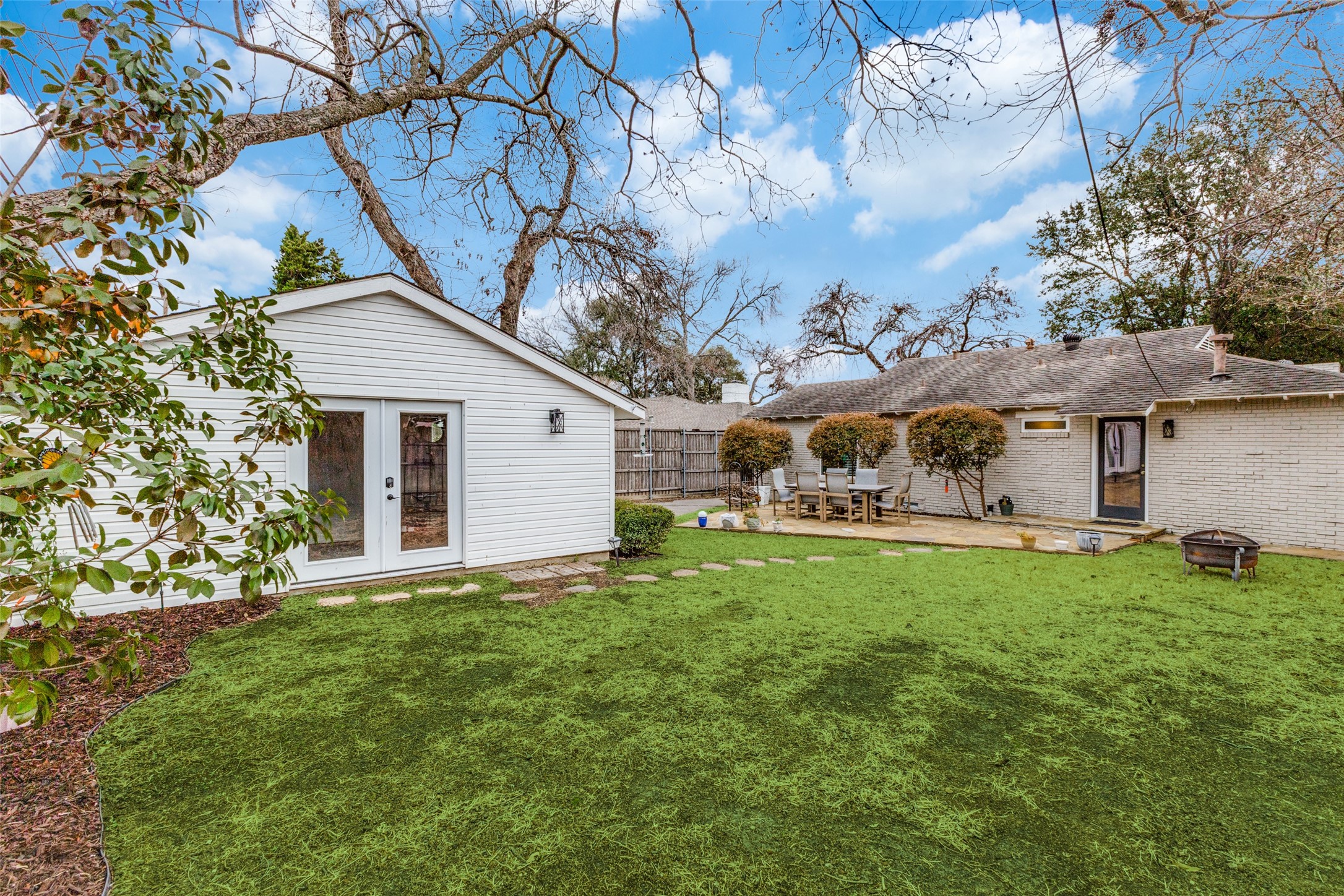 6435 Sondra Drive Dallas TX 75214