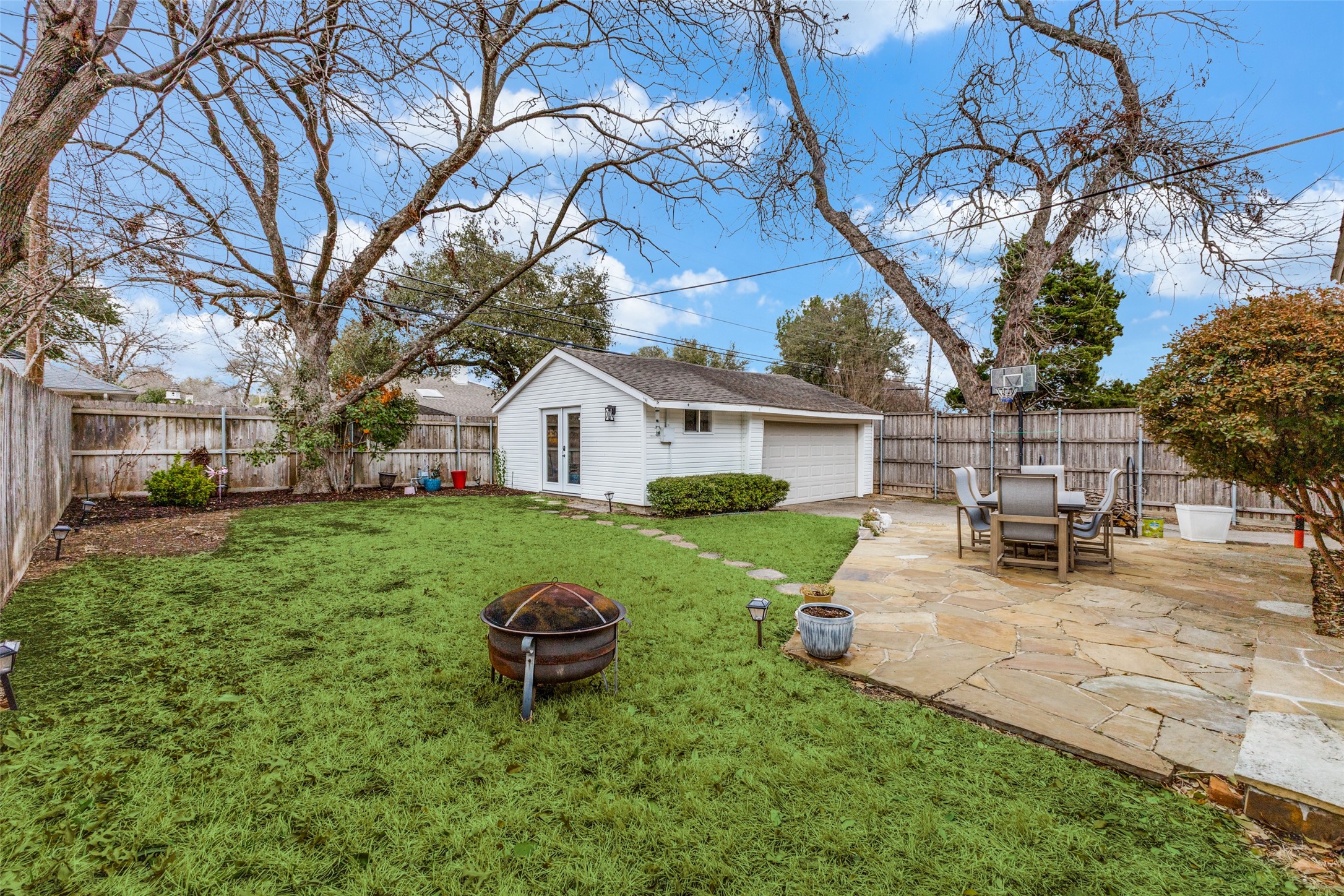 6435 Sondra Drive Dallas TX 75214