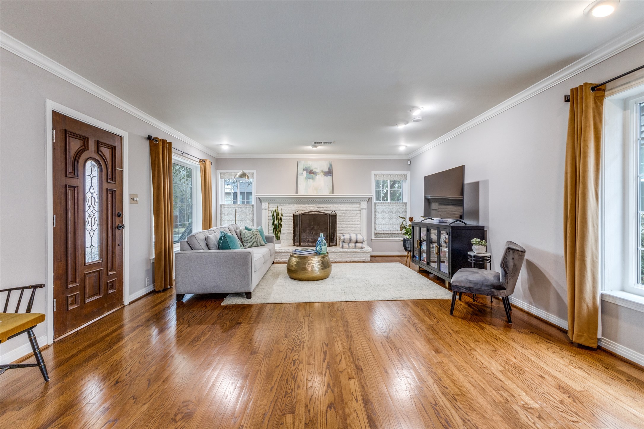 6435 Sondra Drive Dallas TX 75214