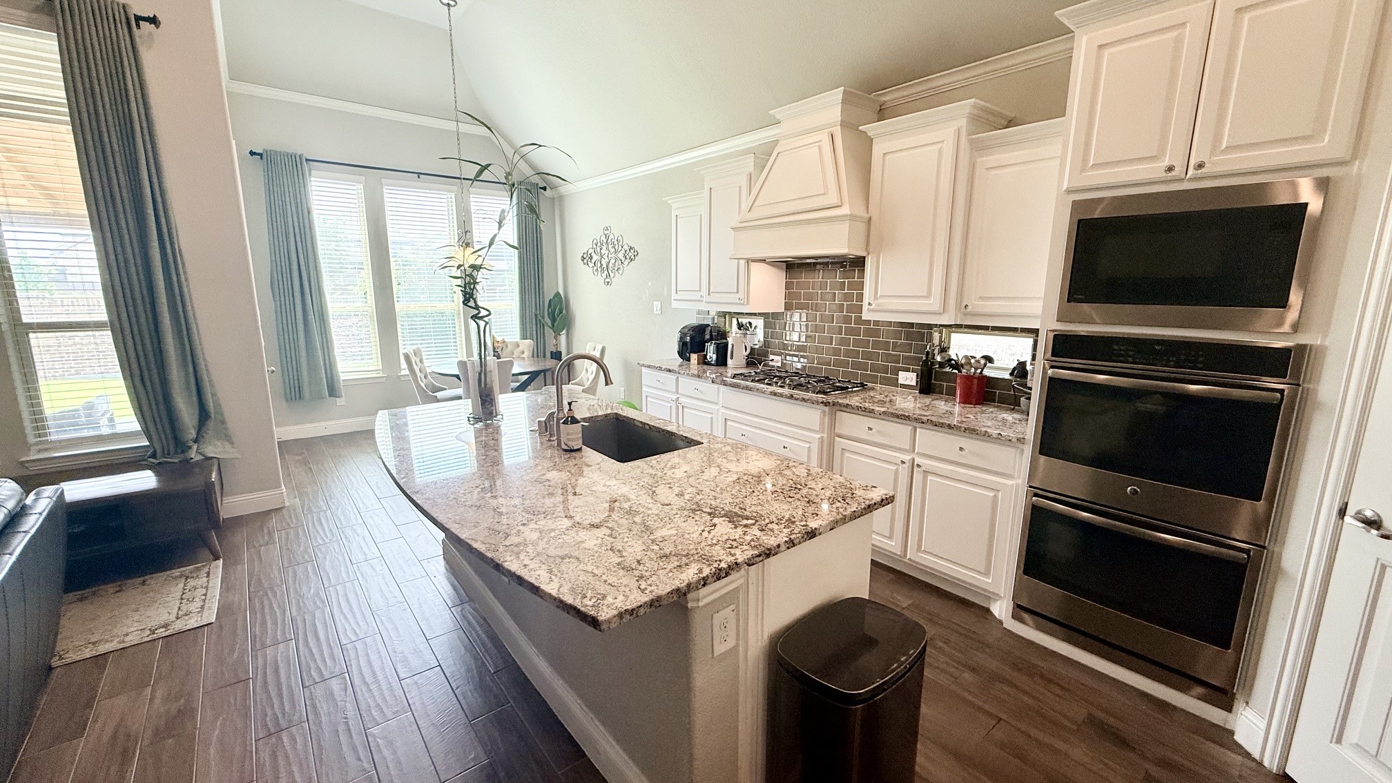 337 Prairie Ridge Lane Lewisville TX 75056