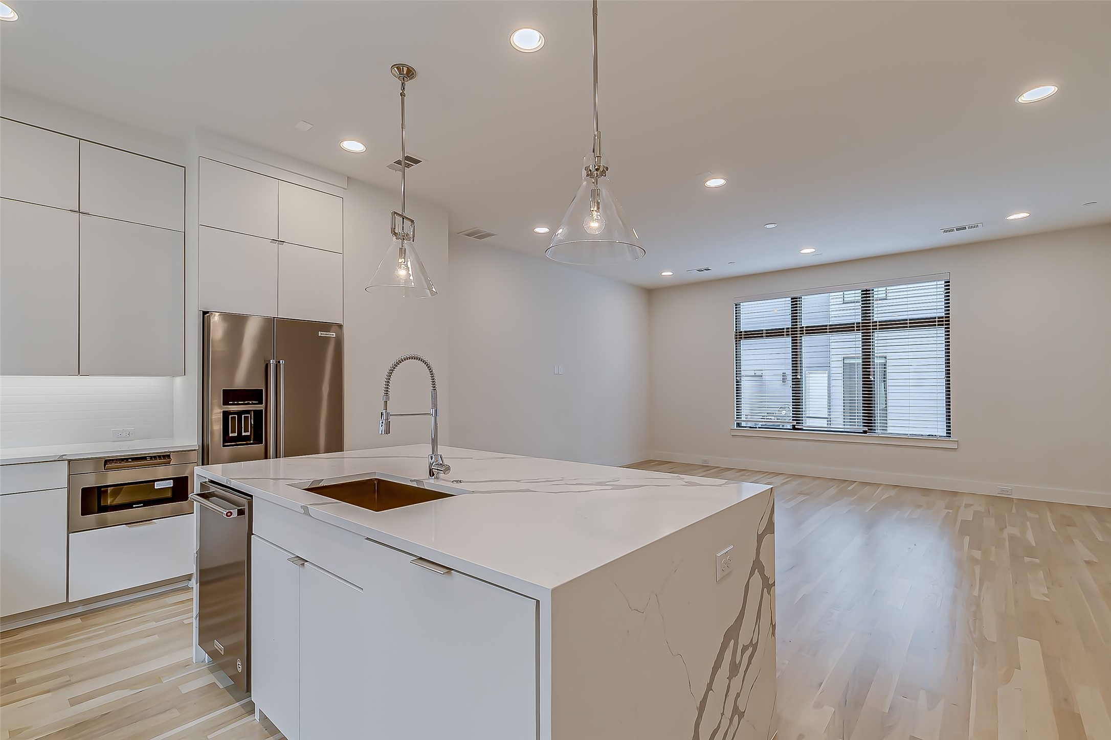 2707 Kimsey Drive Dallas TX 75235