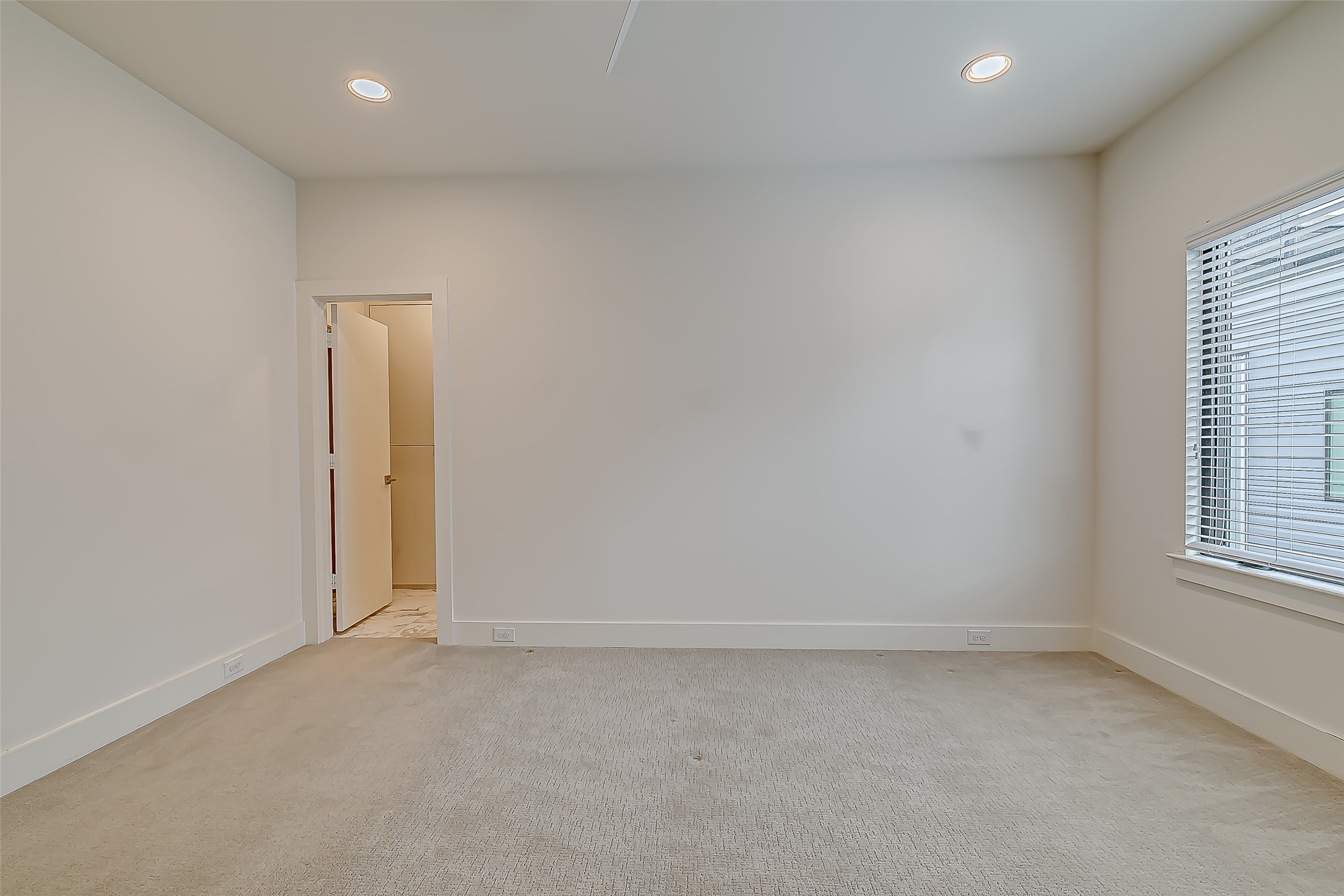 2707 Kimsey Drive Dallas TX 75235