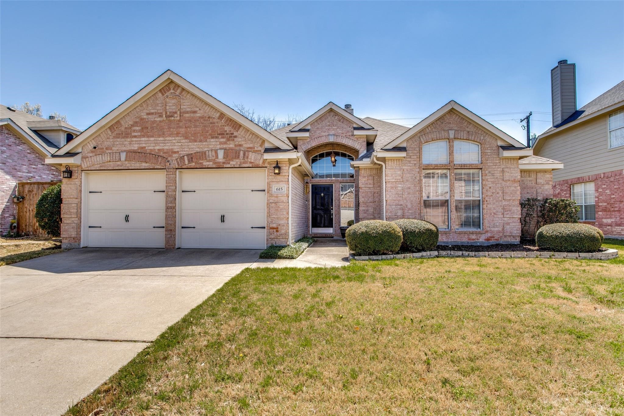 615 Delores Drive Grand Prairie TX 75052