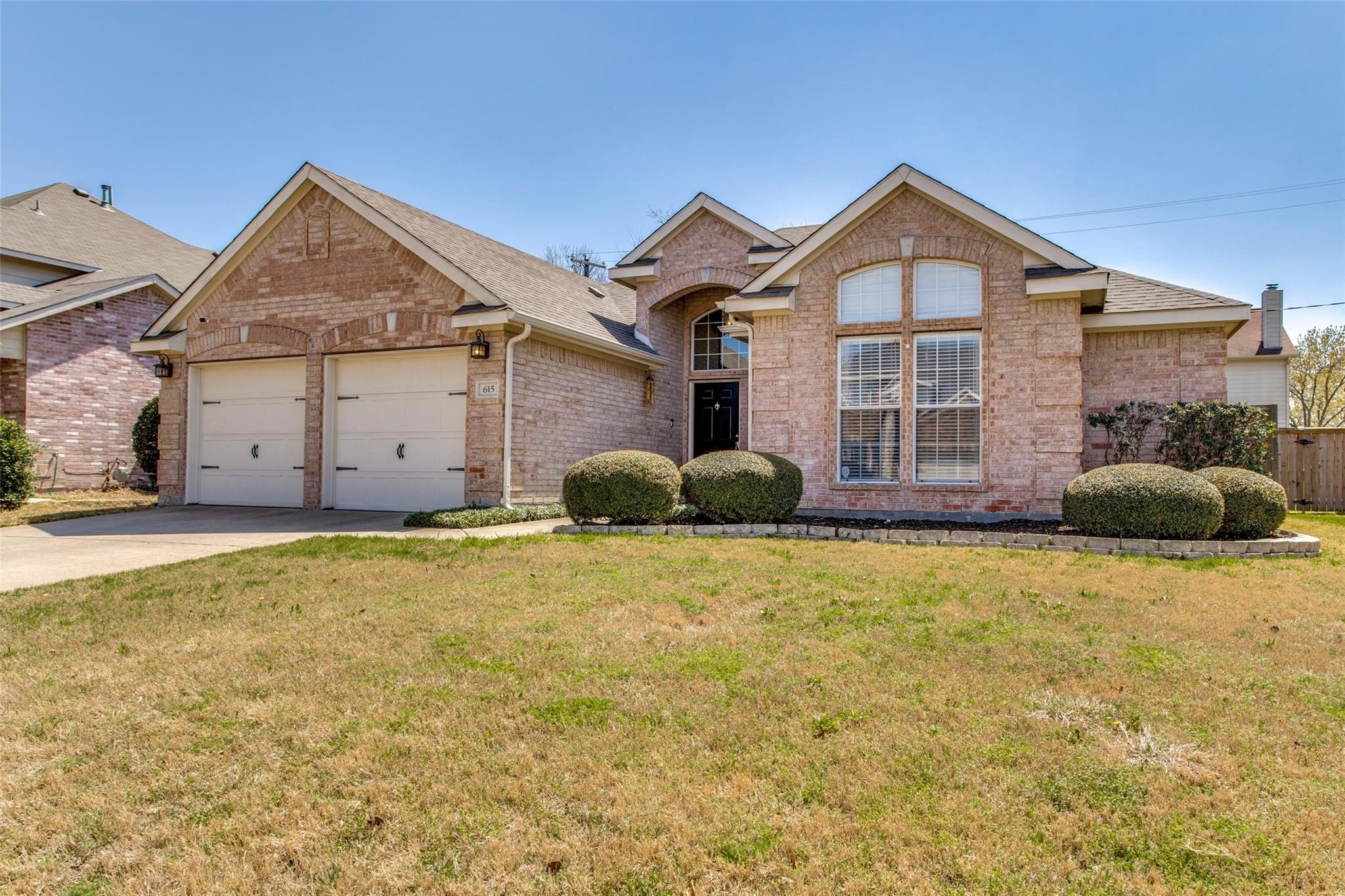 615 Delores Drive Grand Prairie TX 75052