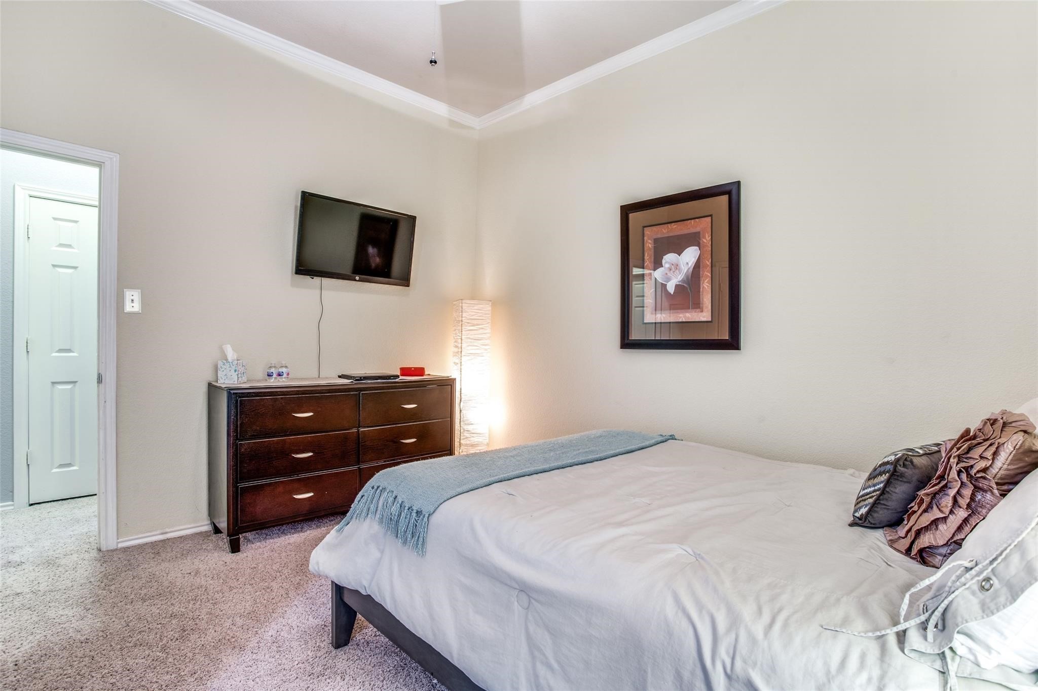 615 Delores Drive Grand Prairie TX 75052