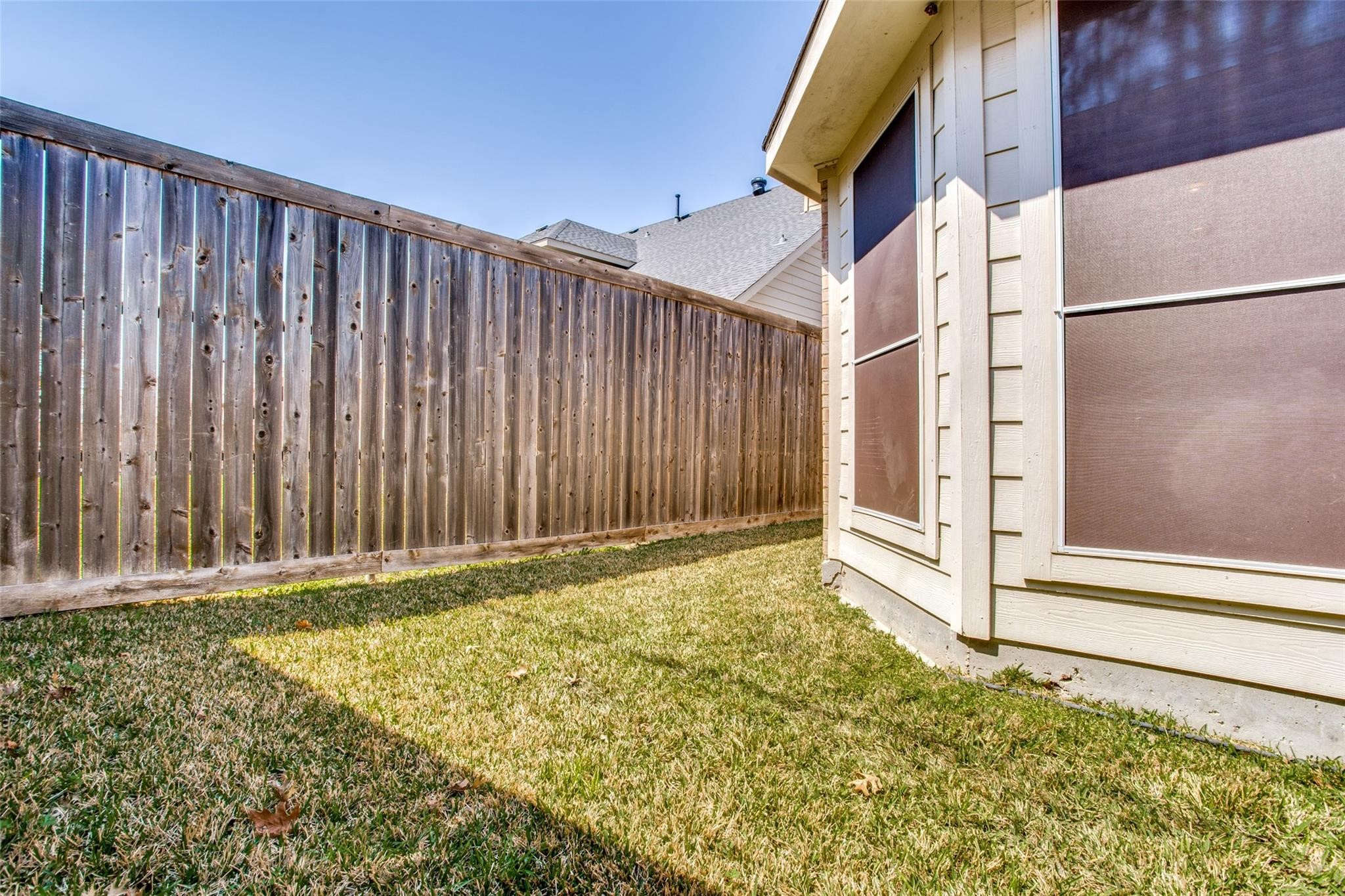615 Delores Drive Grand Prairie TX 75052