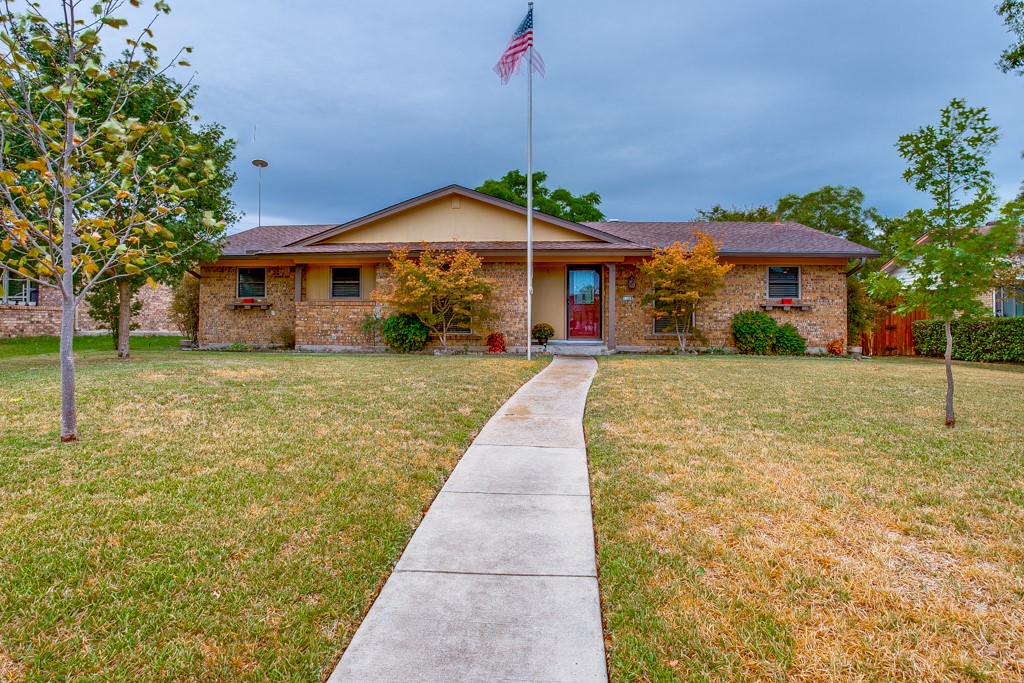 1308 Grinnell Drive Richardson TX 75081