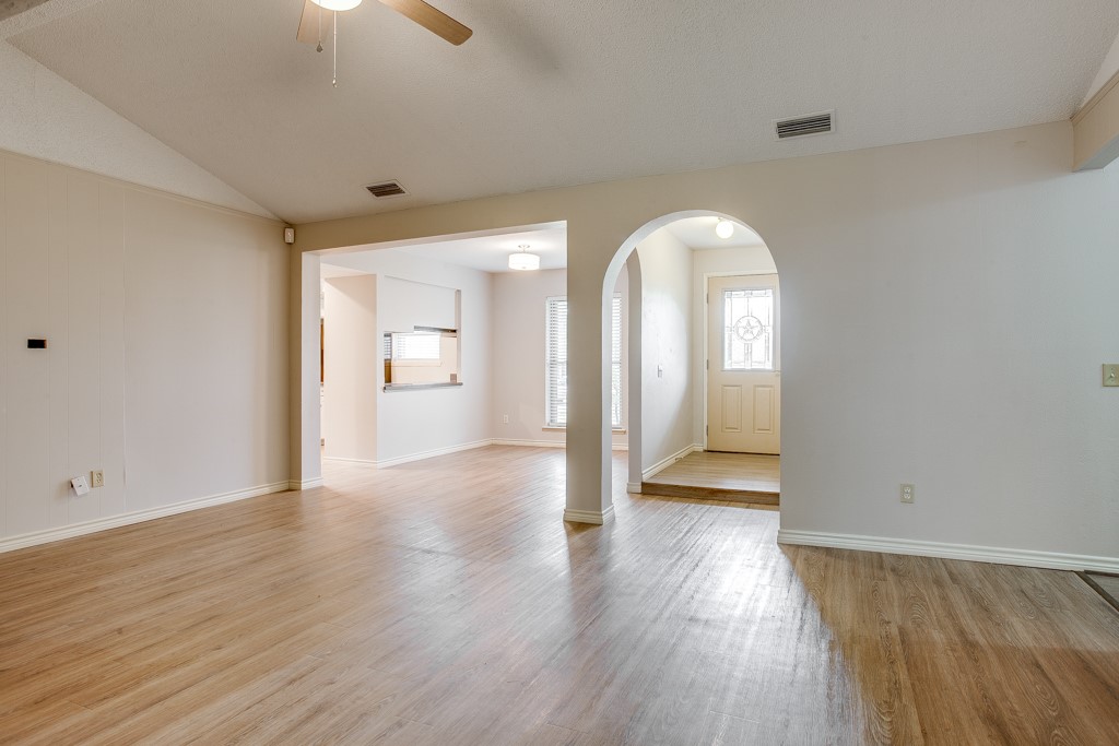 1308 Grinnell Drive Richardson TX 75081