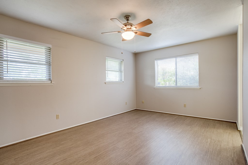 1308 Grinnell Drive Richardson TX 75081