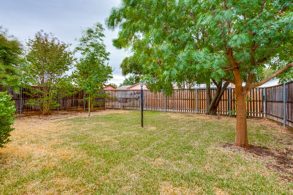 1308 Grinnell Drive Richardson TX 75081