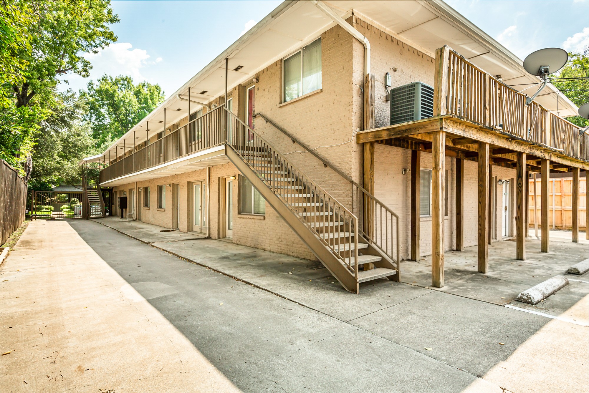 4931 Junius Street Dallas TX 75214