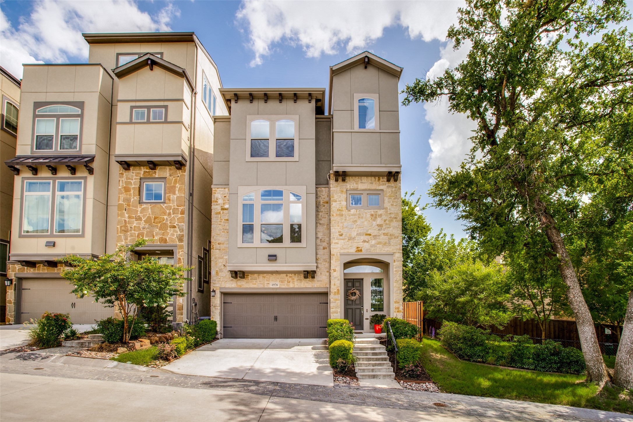 1976 Kessler Heights Lane Dallas TX 75208
