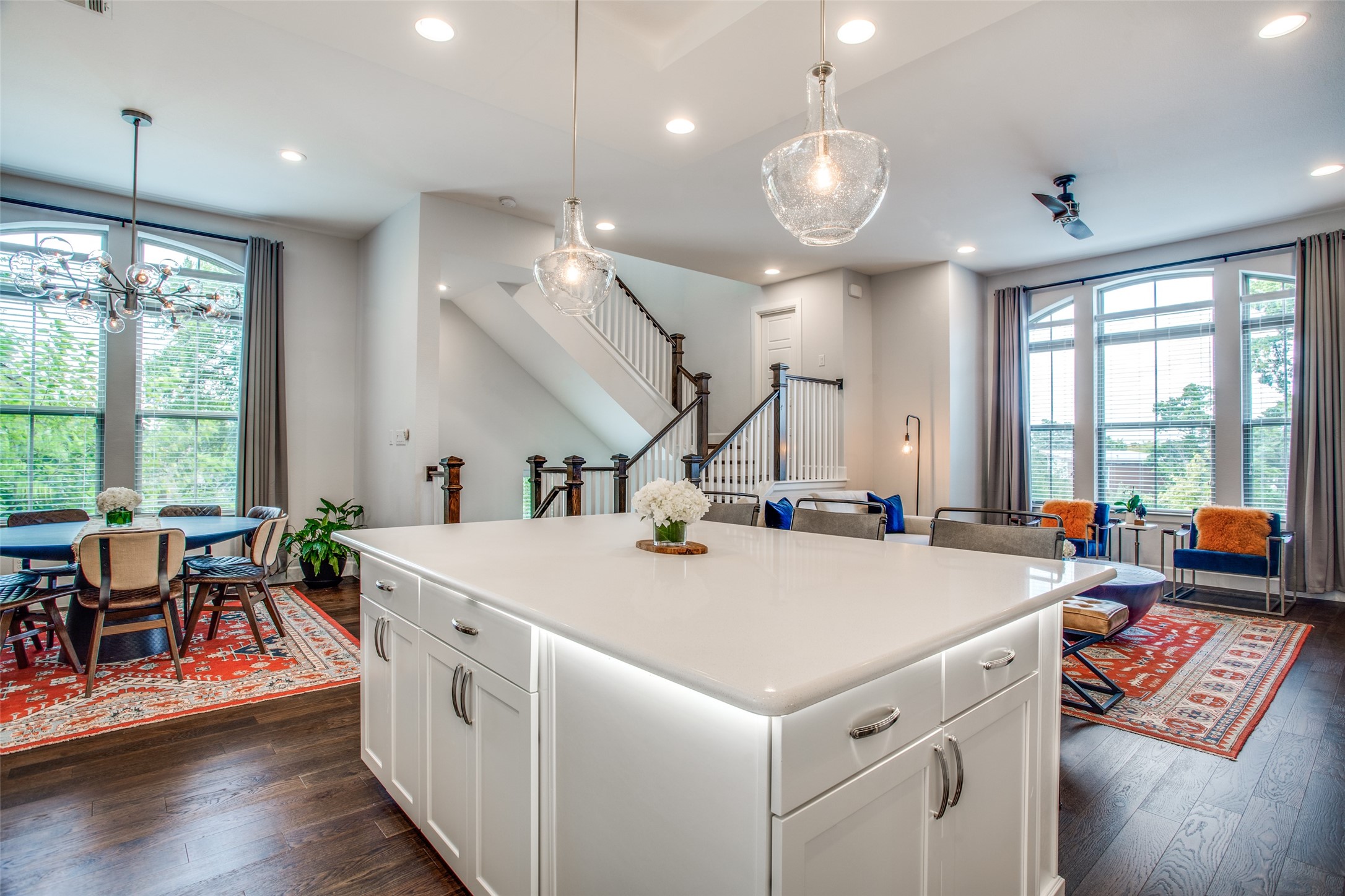 1976 Kessler Heights Lane Dallas TX 75208