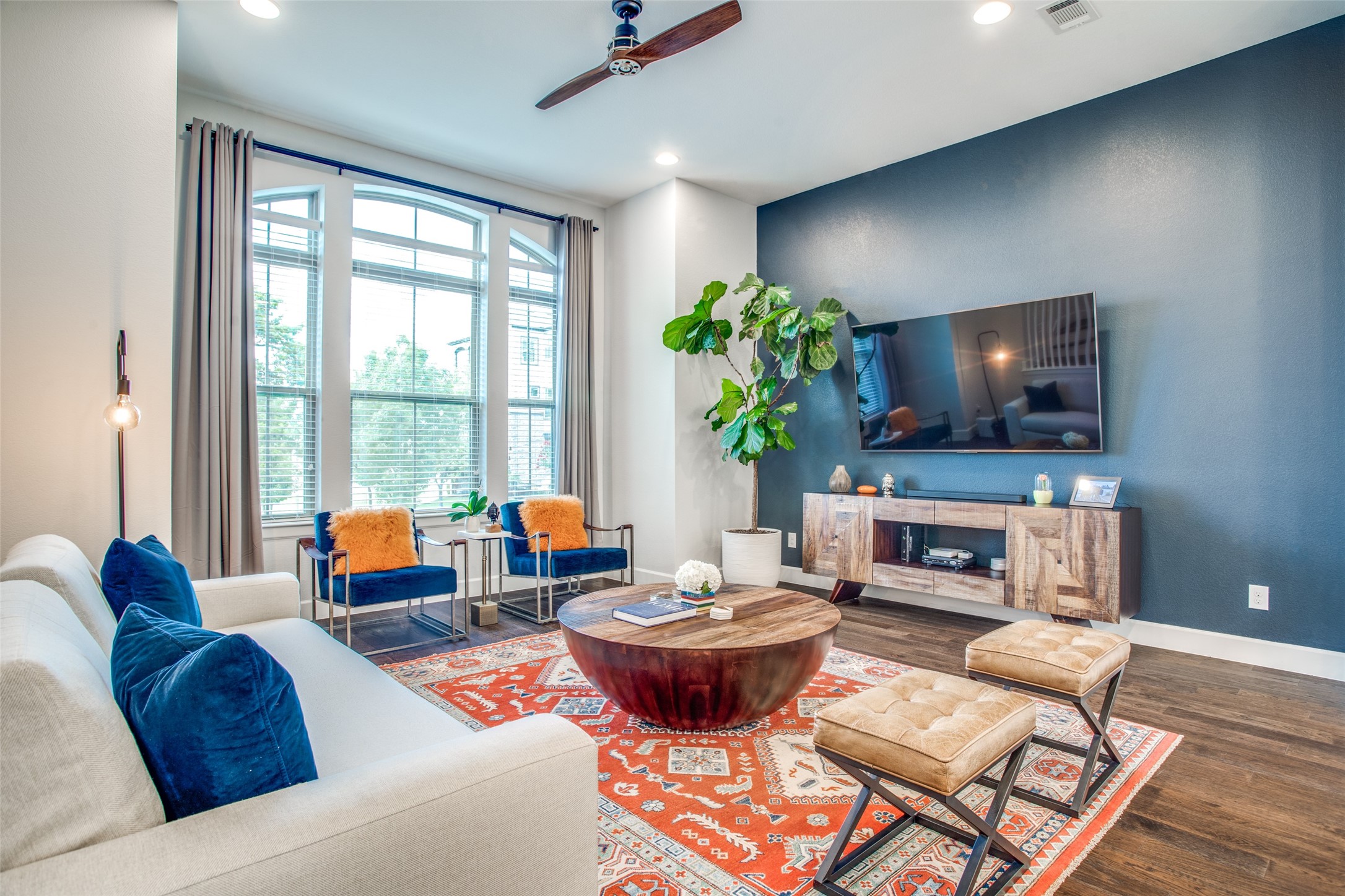 1976 Kessler Heights Lane Dallas TX 75208
