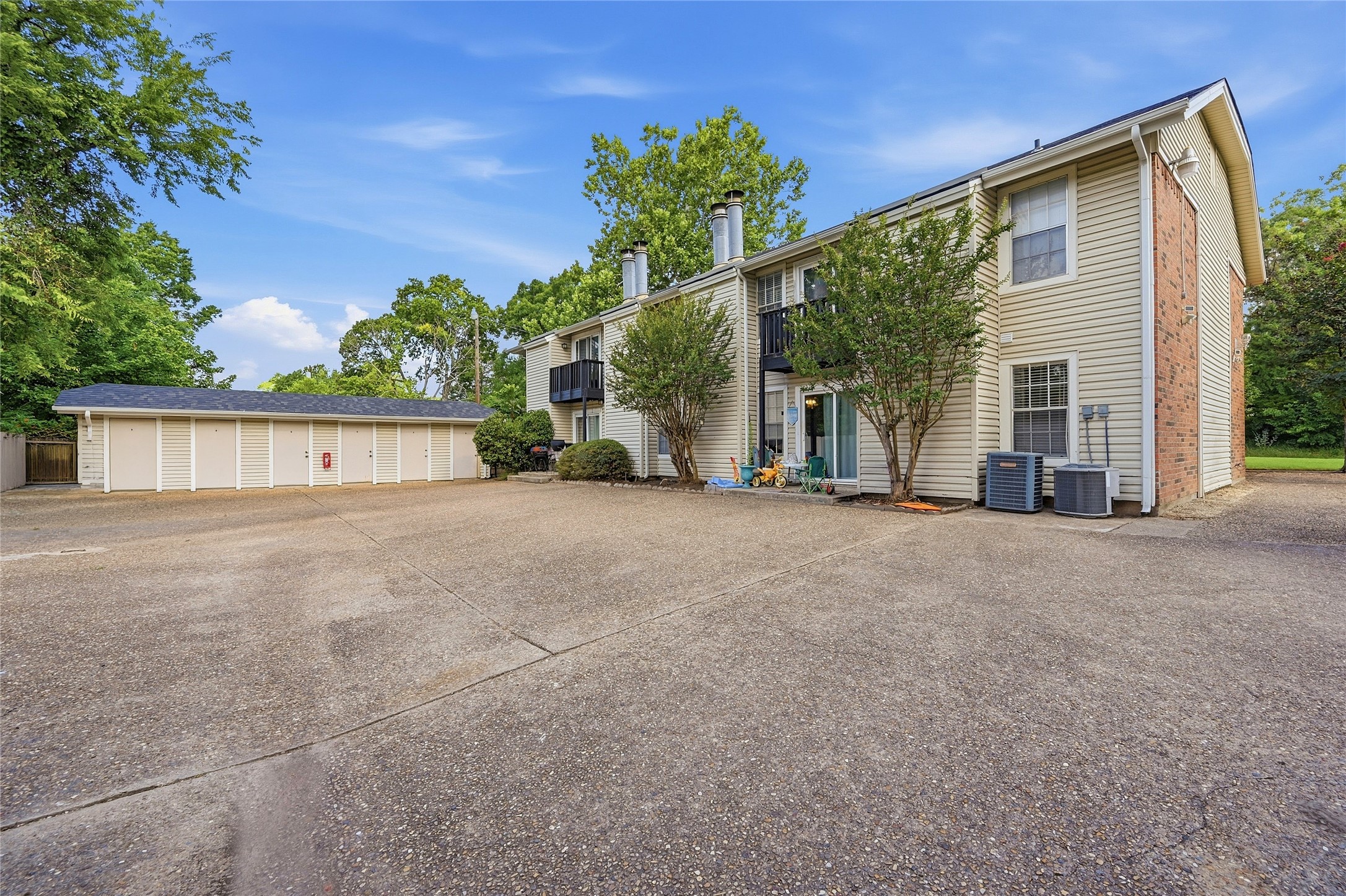 914 W Washington Street Sherman TX 75092